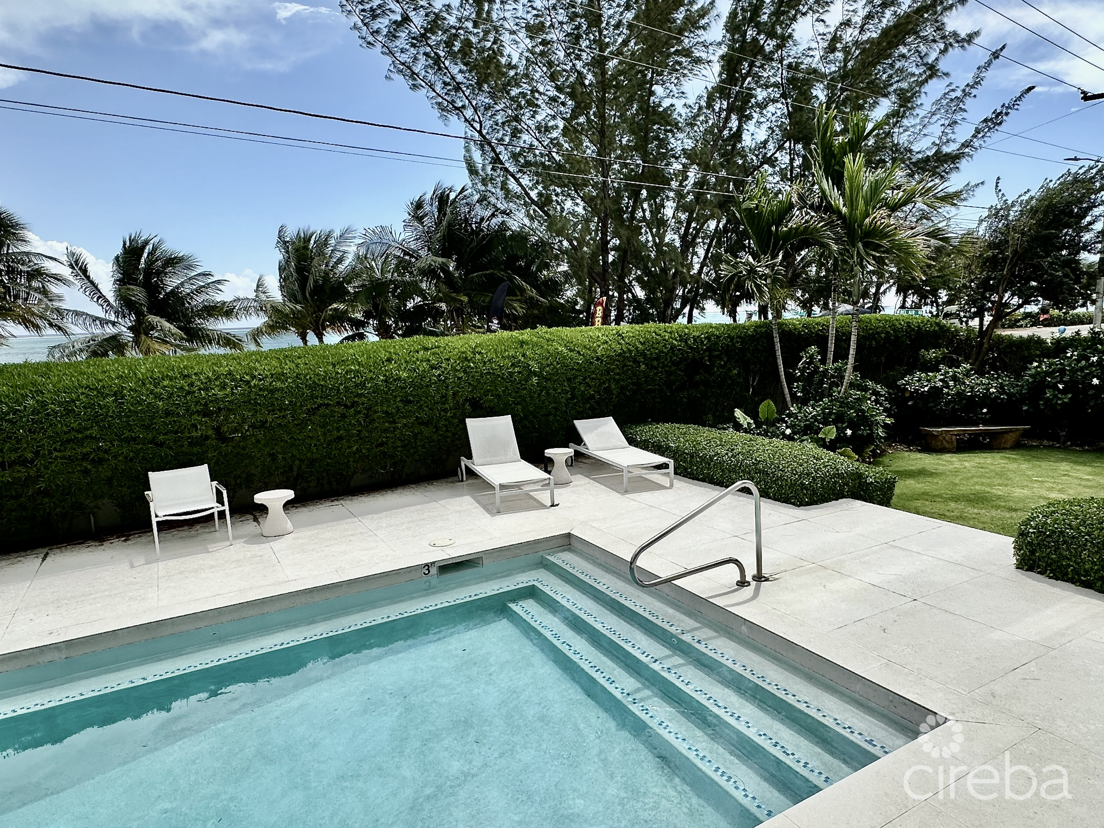 SOUTH BAY RESIDENCE IN SOUTH SOUND