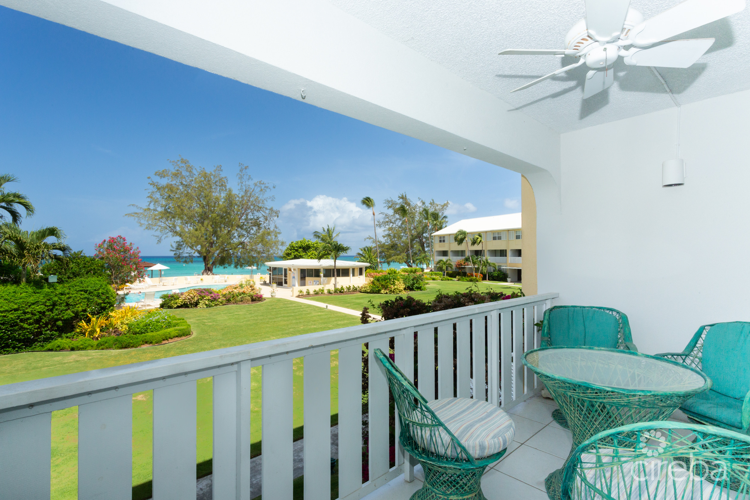 HARBOUR HEIGHTS, SEVEN MILE BEACH (RENOVATED)