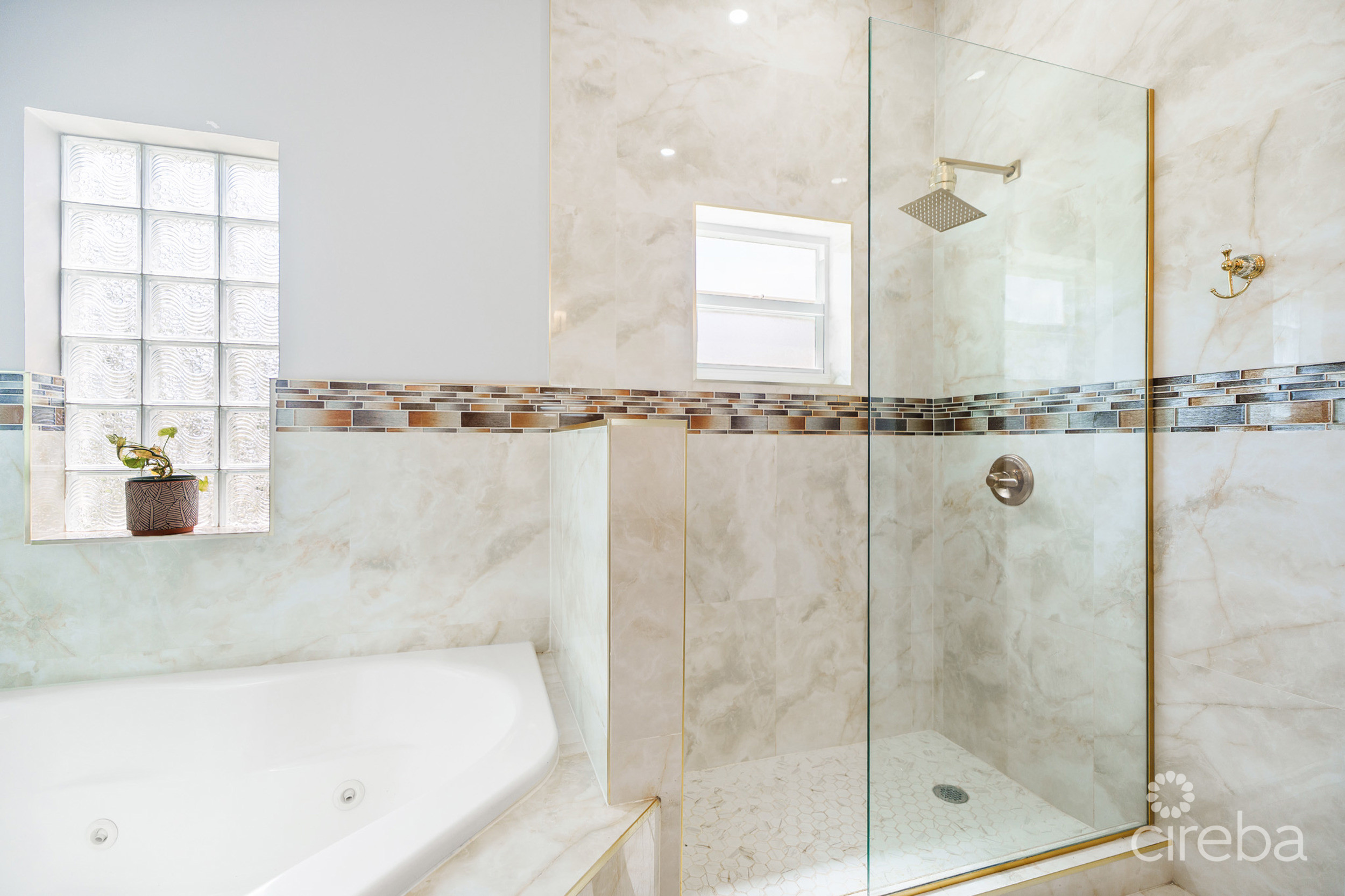 PROSPECT DRIVE HOME 594, 3 BED FAMILY HOME