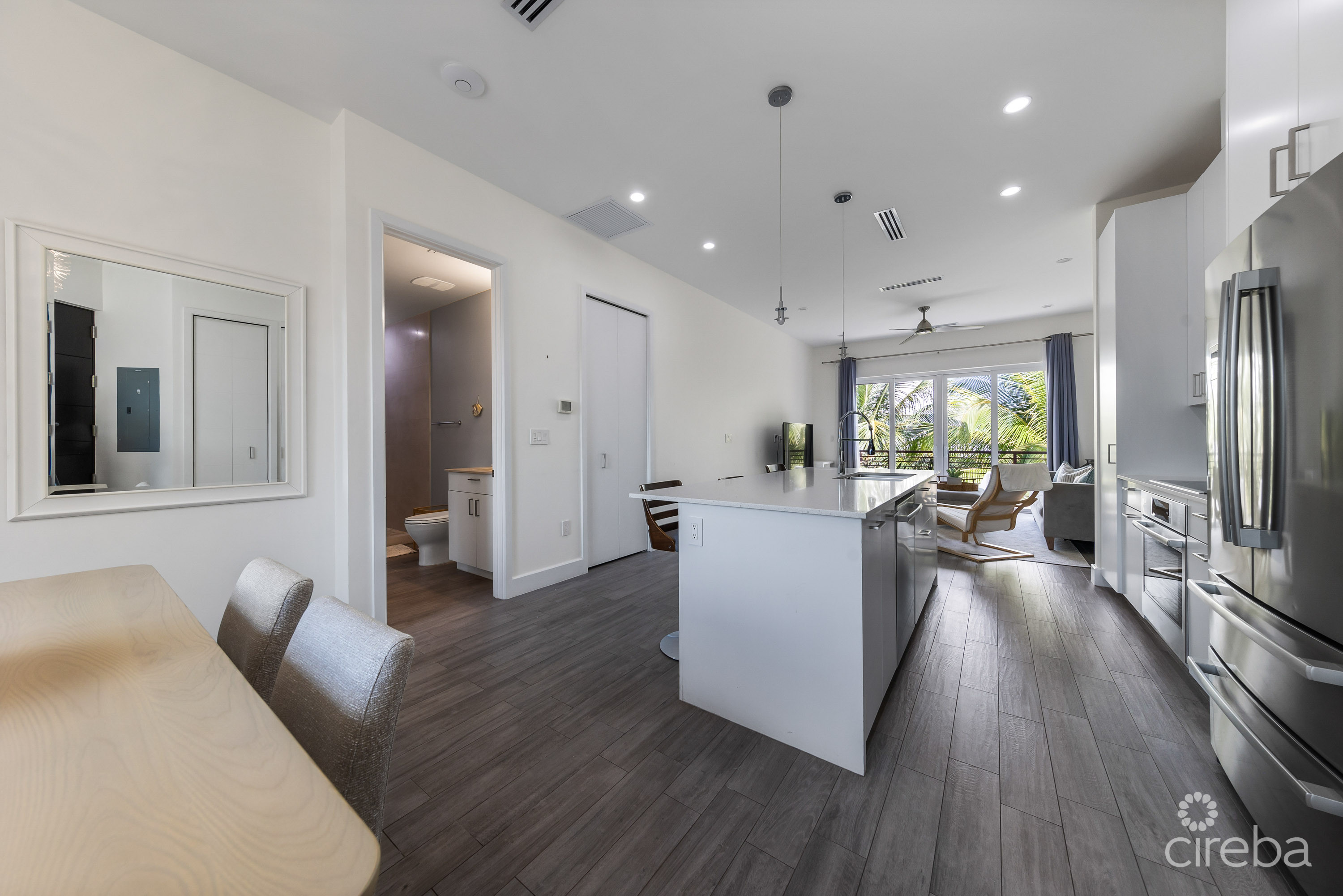 CYPRESS POINTE NORTH 207, CRYSTAL HARBOUR ONE BED CONDO