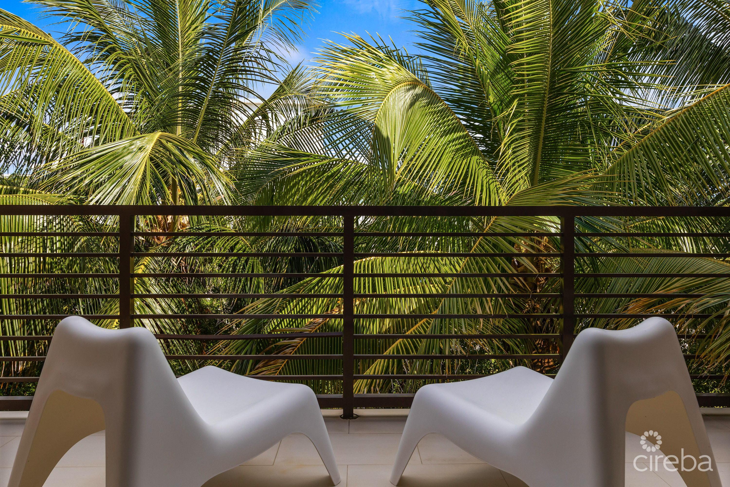 CYPRESS POINTE NORTH 207, CRYSTAL HARBOUR ONE BED CONDO