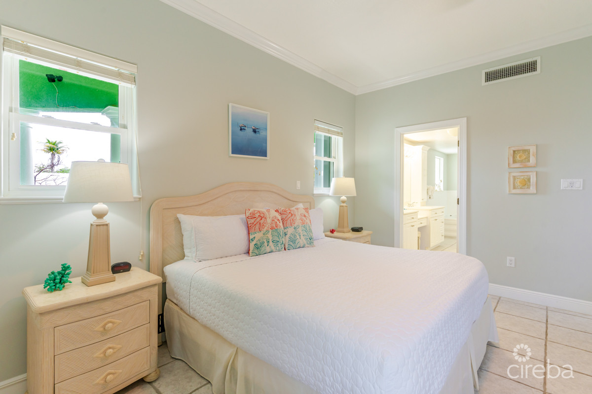 ON THE BAY UNIT 208, NORTH SIDE