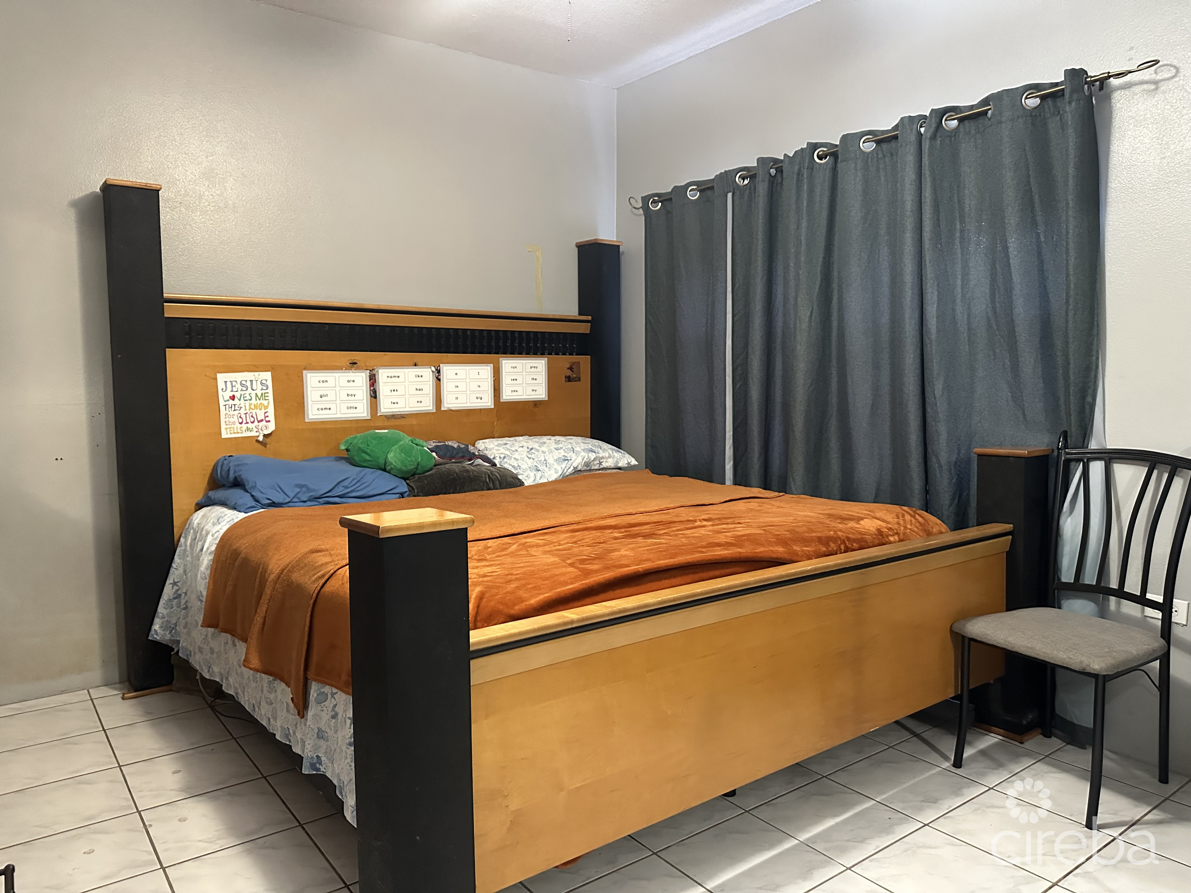 PLEASANT VIEW 2BEDS – CORNER HOME WEST BAY