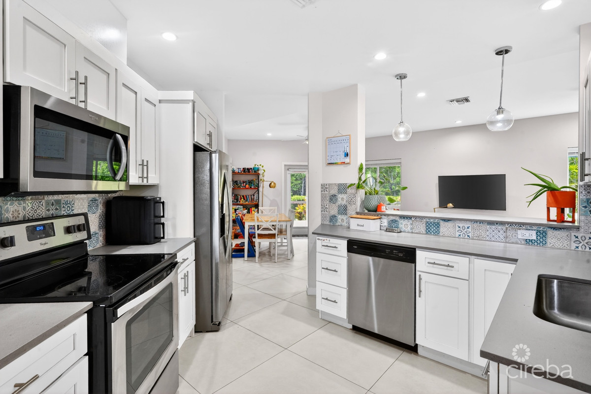 CAYMAN CROSSING MODERN TWO BEDROOM