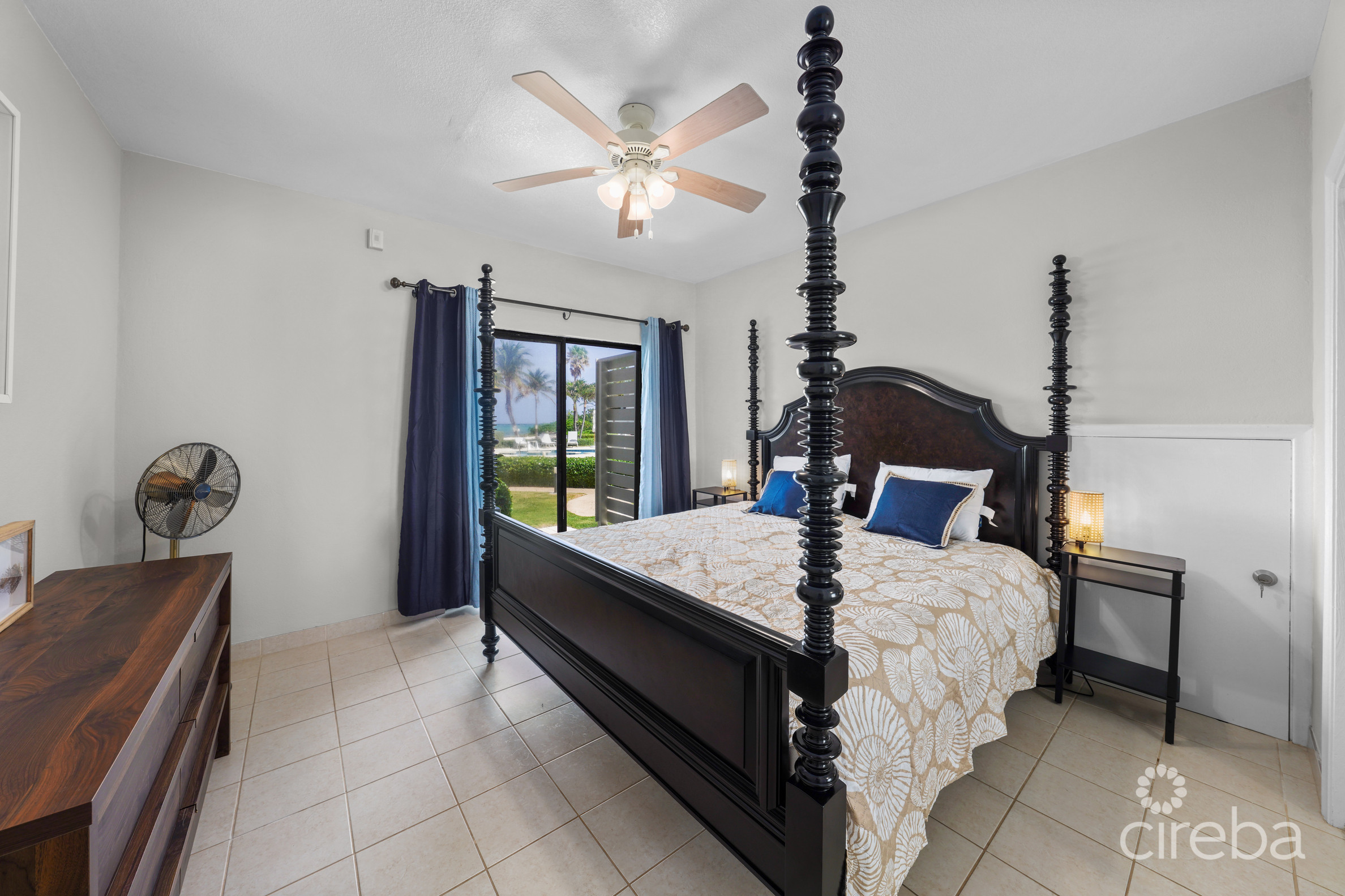 VILLA PAPPAGALLOS OCEANVIEW!