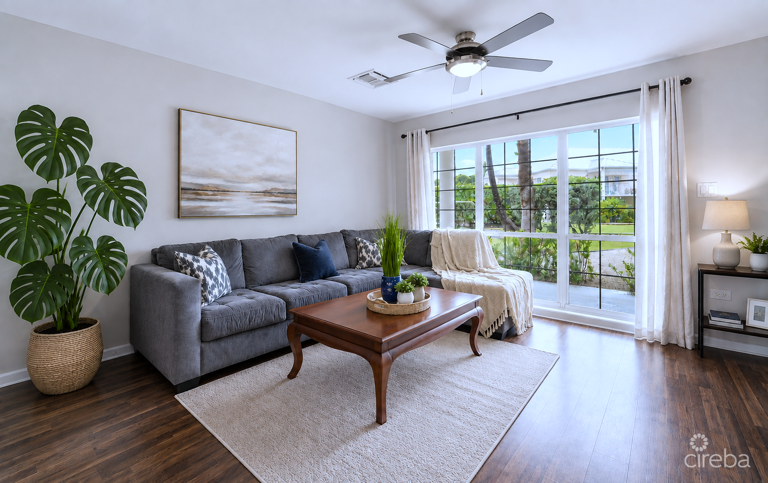 SUNRISE 3BED/2BATH–END UNIT–GROUND FLOOR