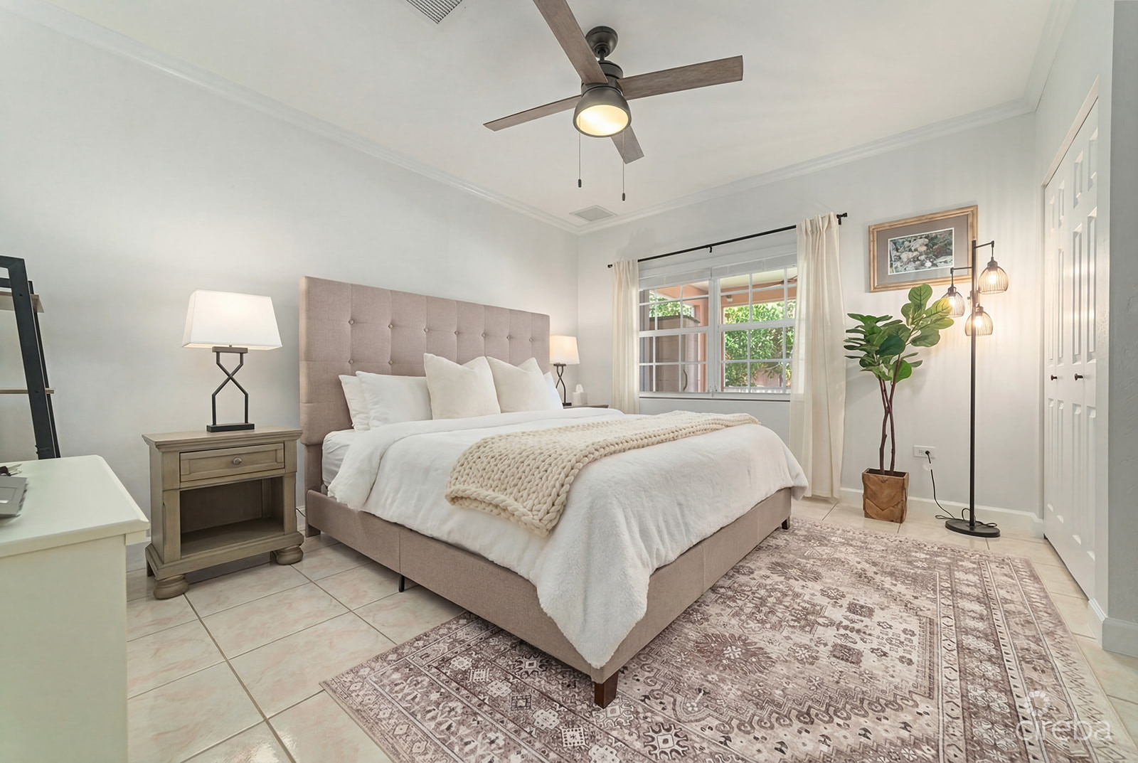 FULLY REMODELED 3 BEDROOM TOWNHOME IN PARK TRACE