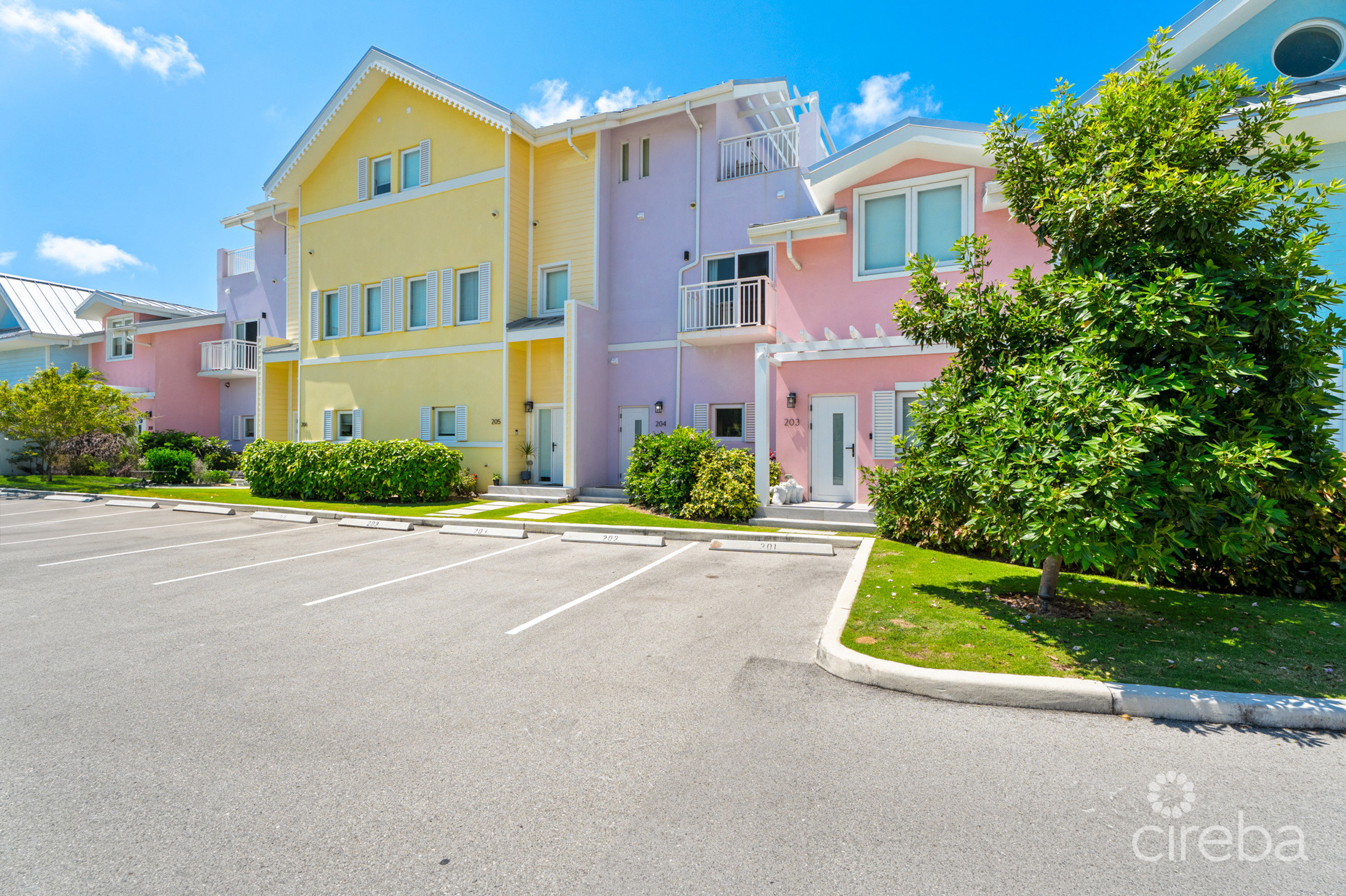 THE MEADOWS AT BATABANO – 3 BED TOWNHOME WITH ROOF TERRACE