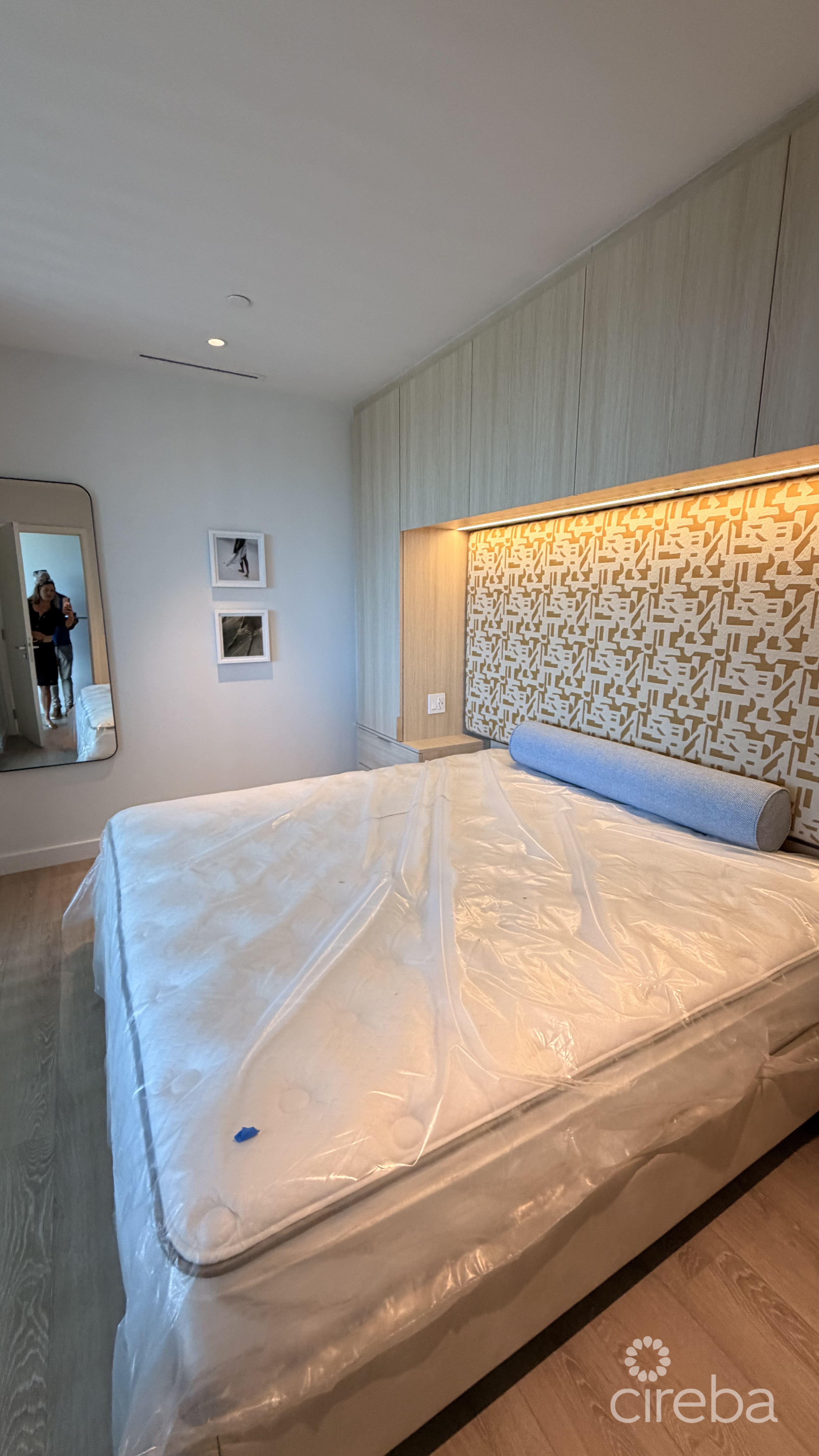 ONE |GT MOVE IN NOW! AMAZING 8TH FLOOR NW VIEWS