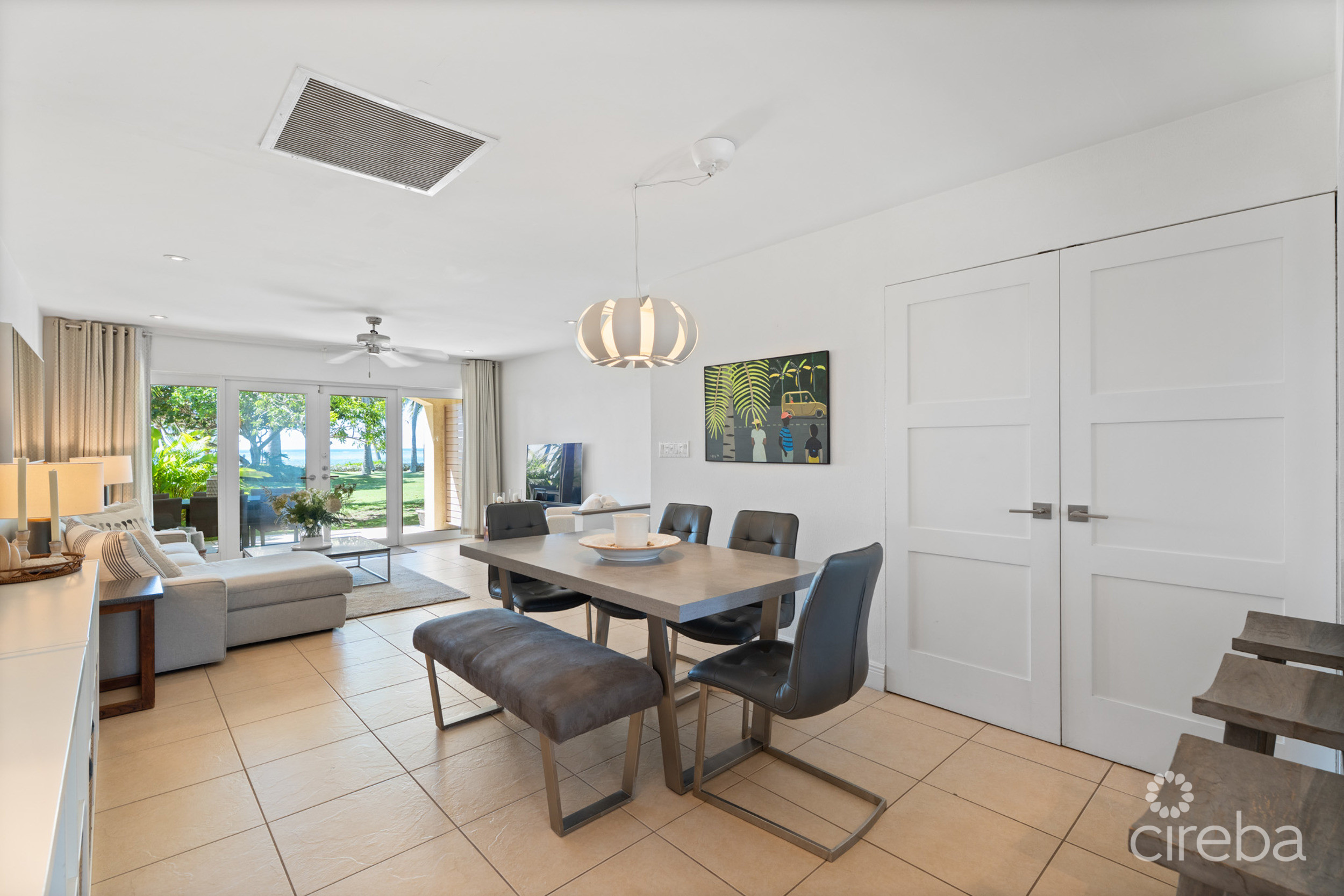 PIRATES LAIR 10 – SOUTH SOUND OCEANFRONT TOWNHOME