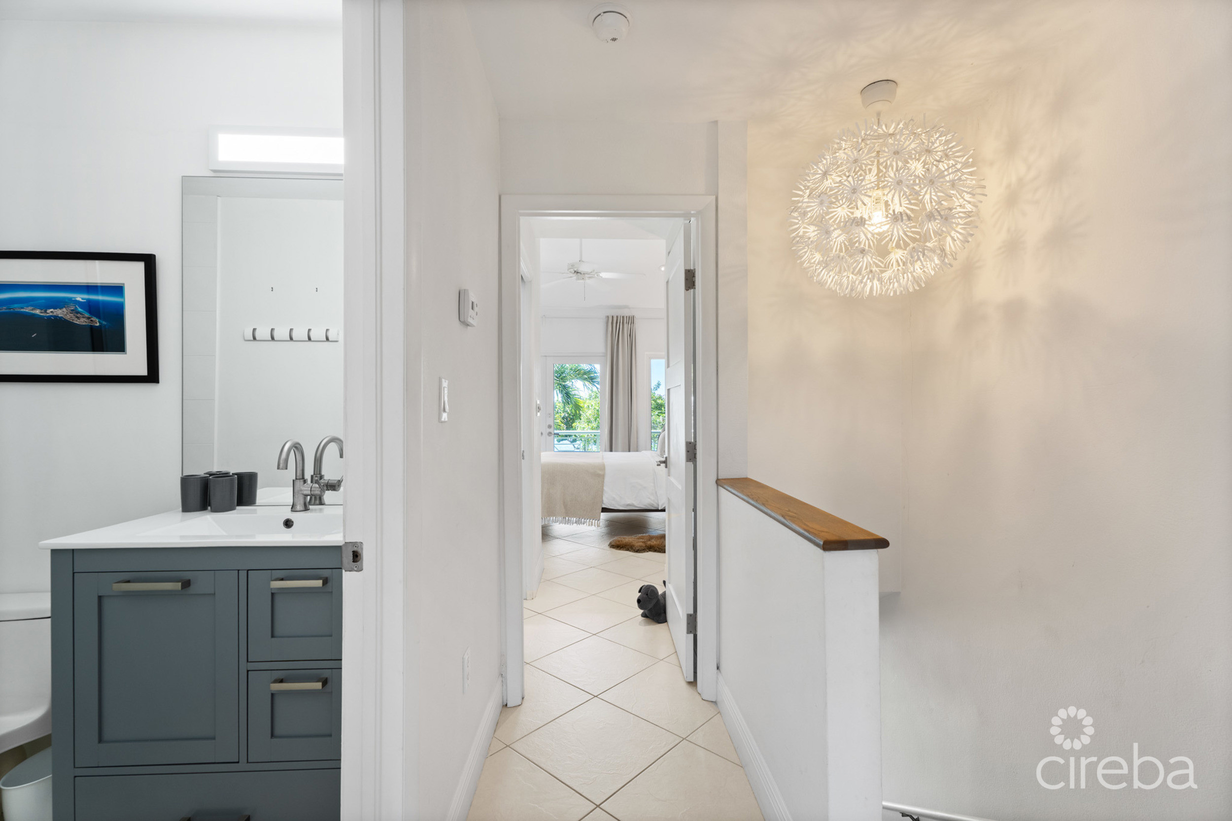 PIRATES LAIR 10 – SOUTH SOUND OCEANFRONT TOWNHOME