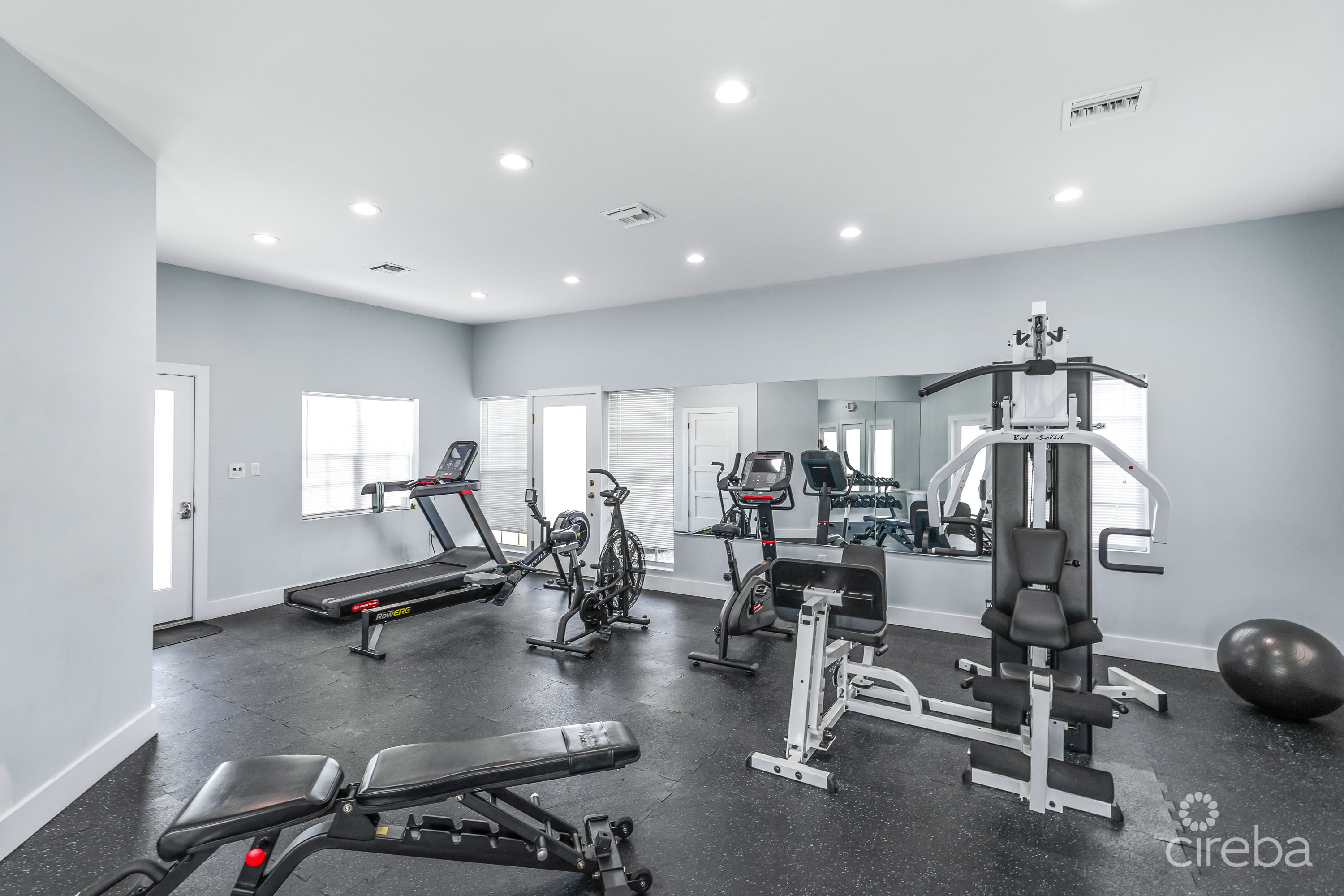 CAYMAN CROSSING 33, BEAUTIFULLY RENOVATED TOWNHOME