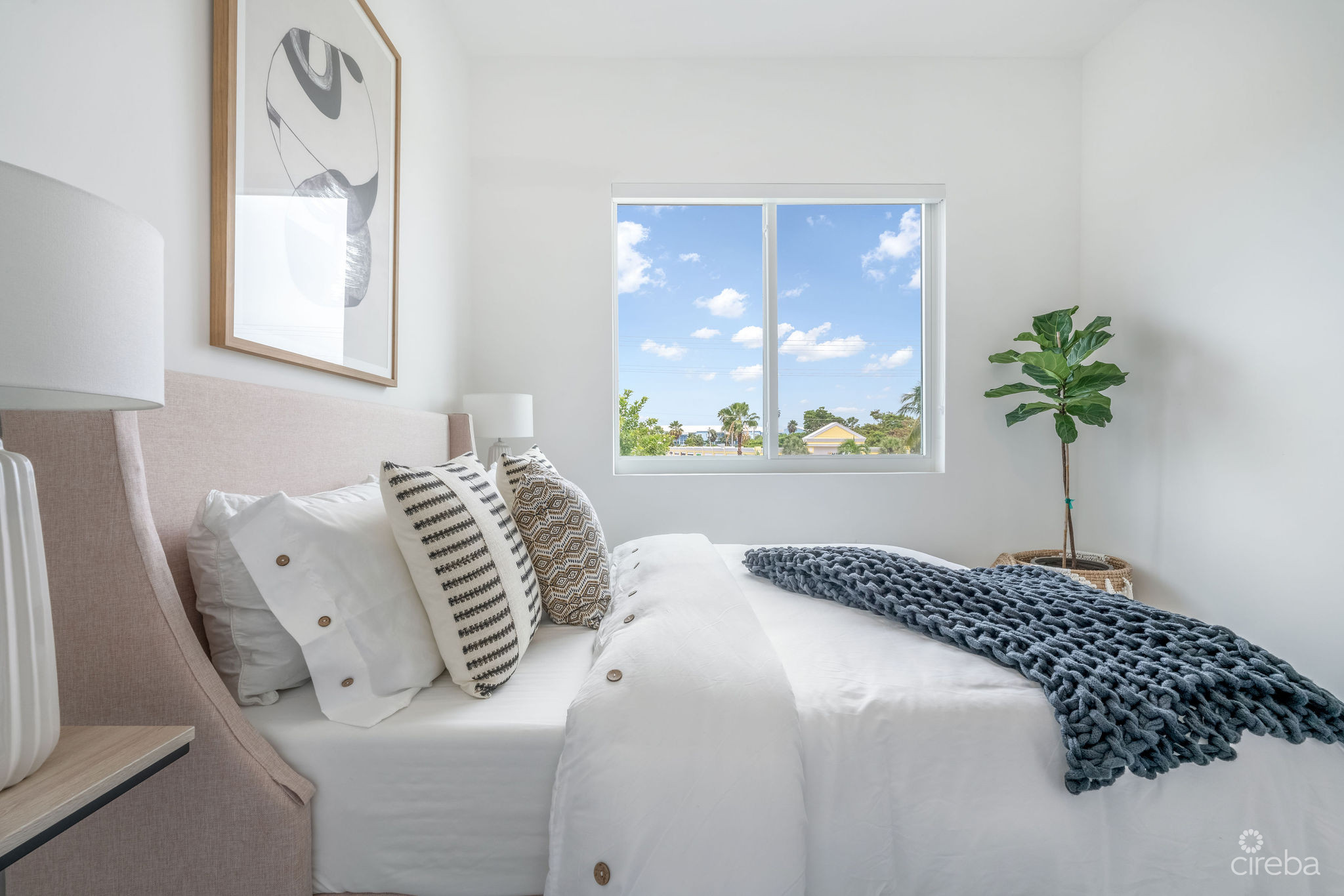 7 MILE CORRIDOR TOWNHOME – ELEVEN PARC #1