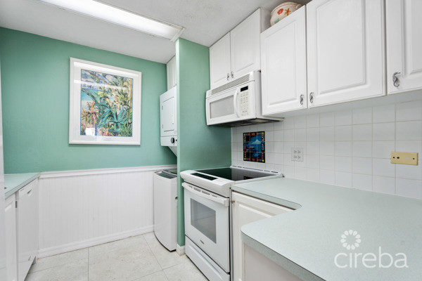 BEACH FRONT ONE BED CONDO IN WEST BAY