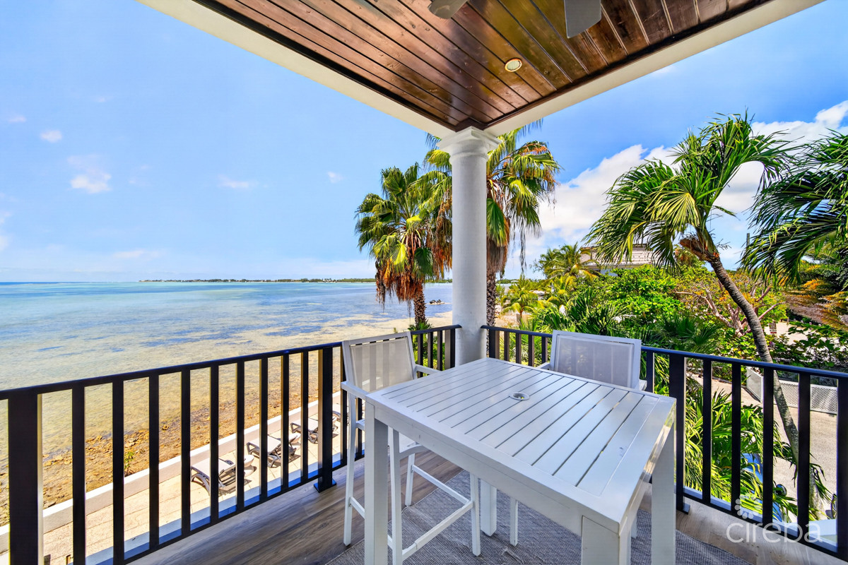 PALACADES VILLA 1 ON PROSPECT POINT