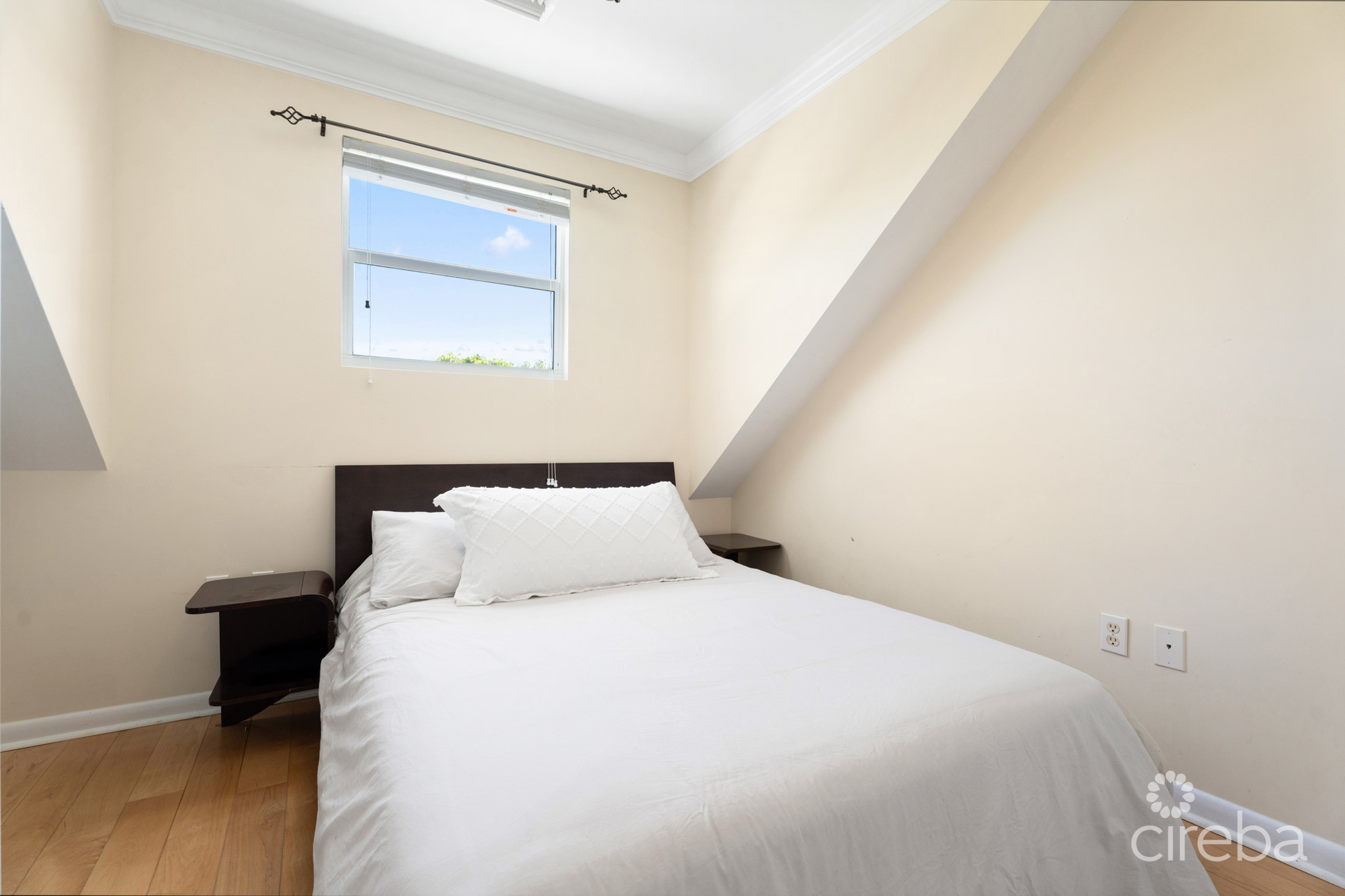 PARK PLACE 33, SEVEN MILE CORRIDOR