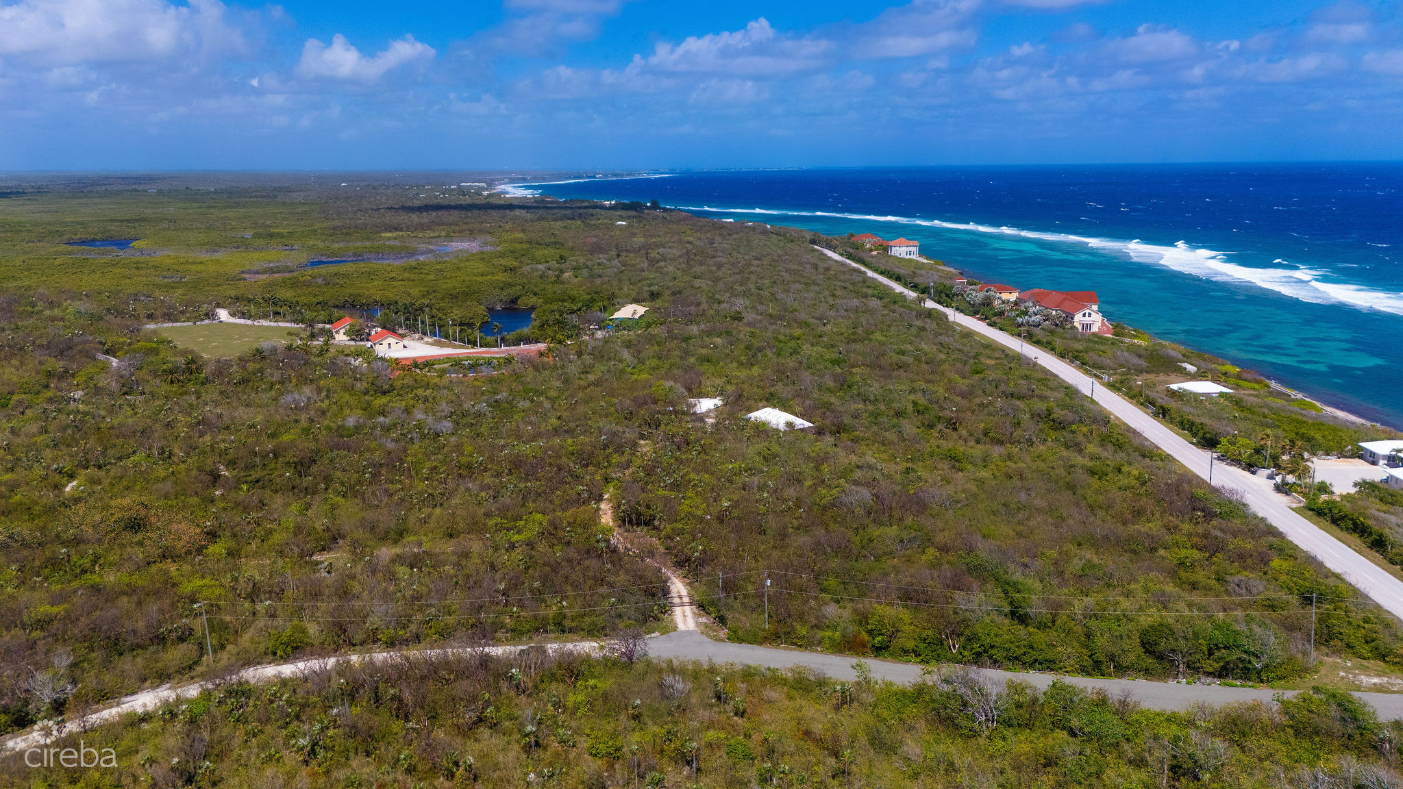 ELEVATED 11.43-ACRE PARCEL IN EAST END
