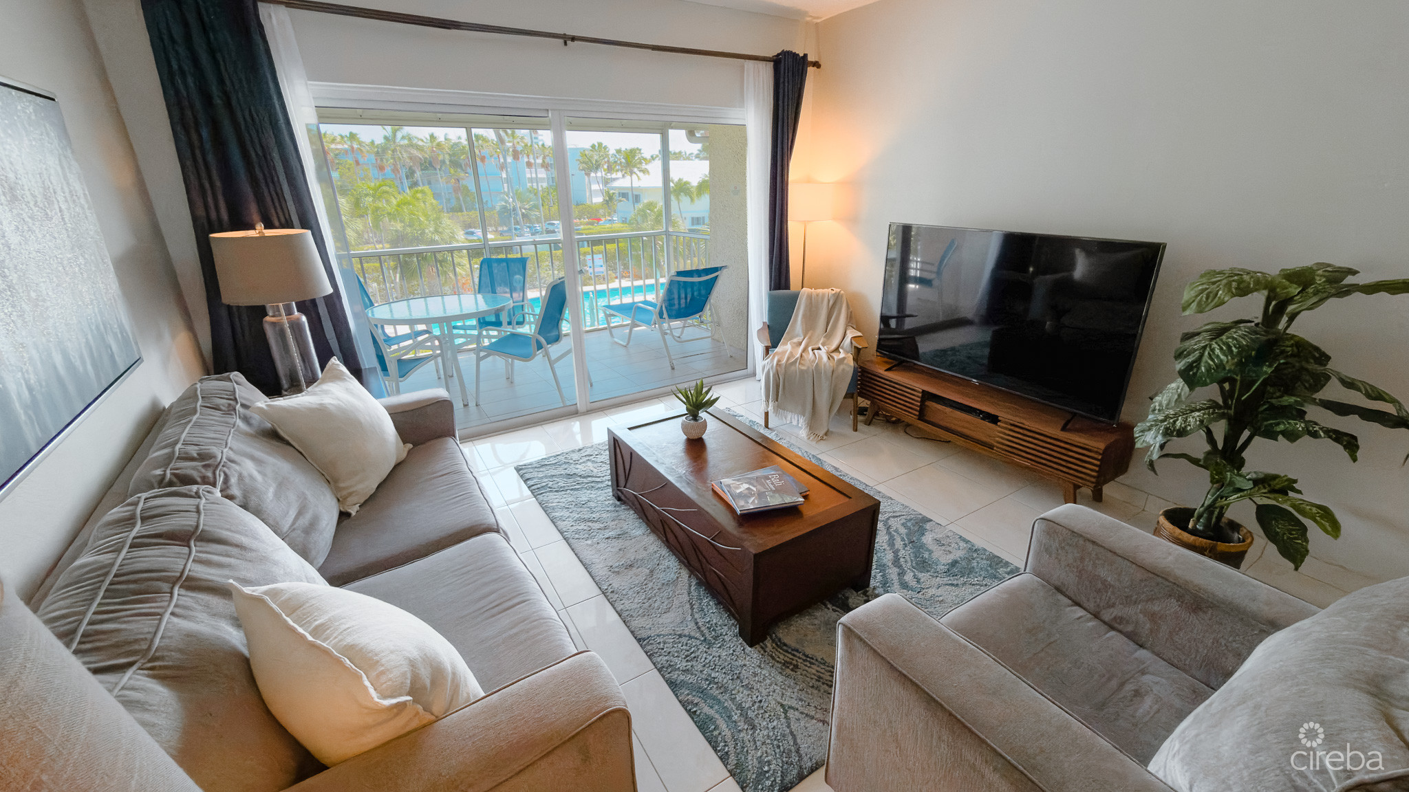 PLANTATION VILLAGE – 7 MILE BEACH CONDO