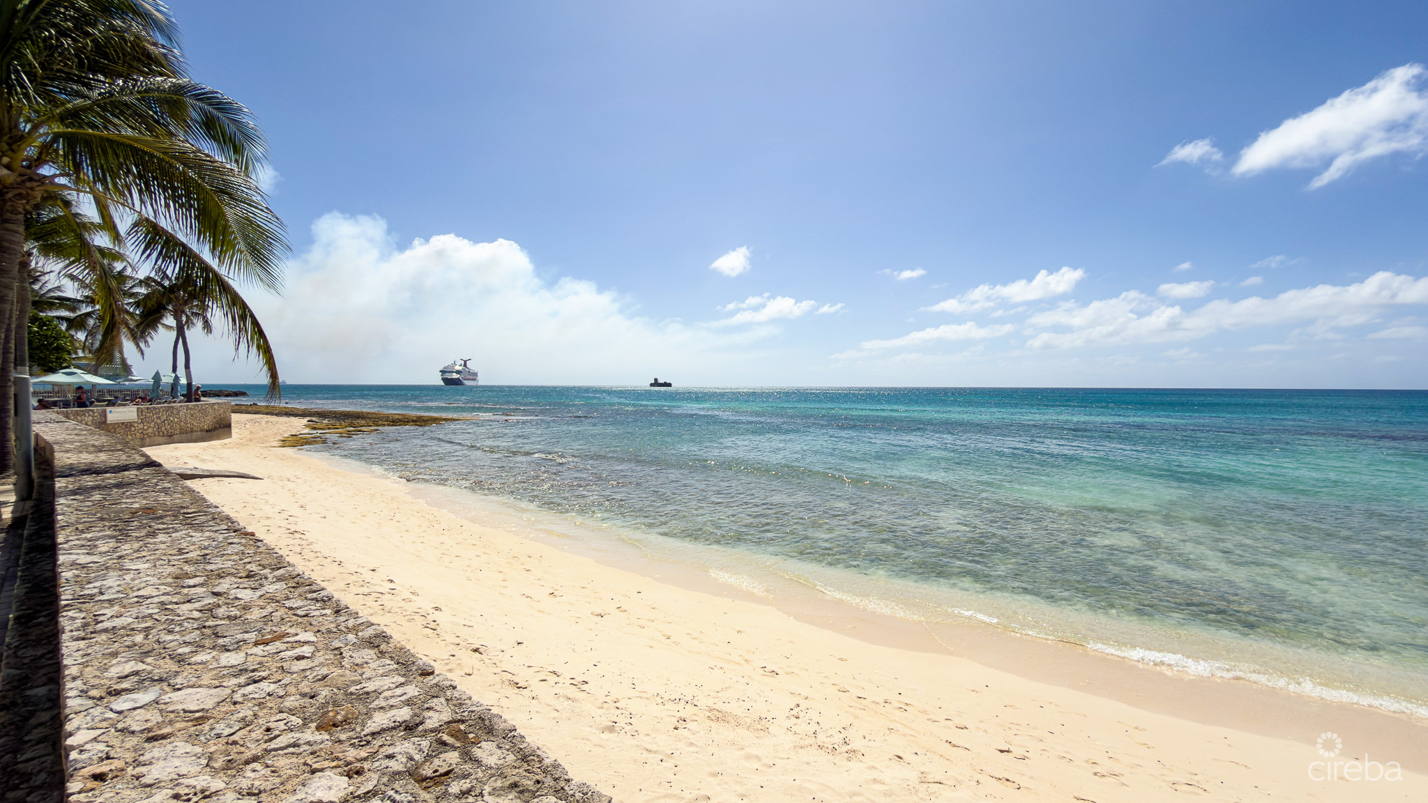 PLANTATION VILLAGE – 7 MILE BEACH CONDO