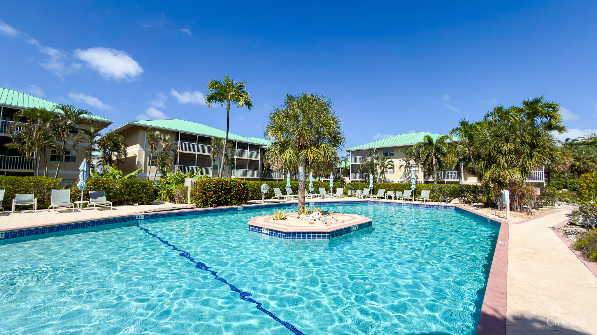 PLANTATION VILLAGE – 7 MILE BEACH CONDO
