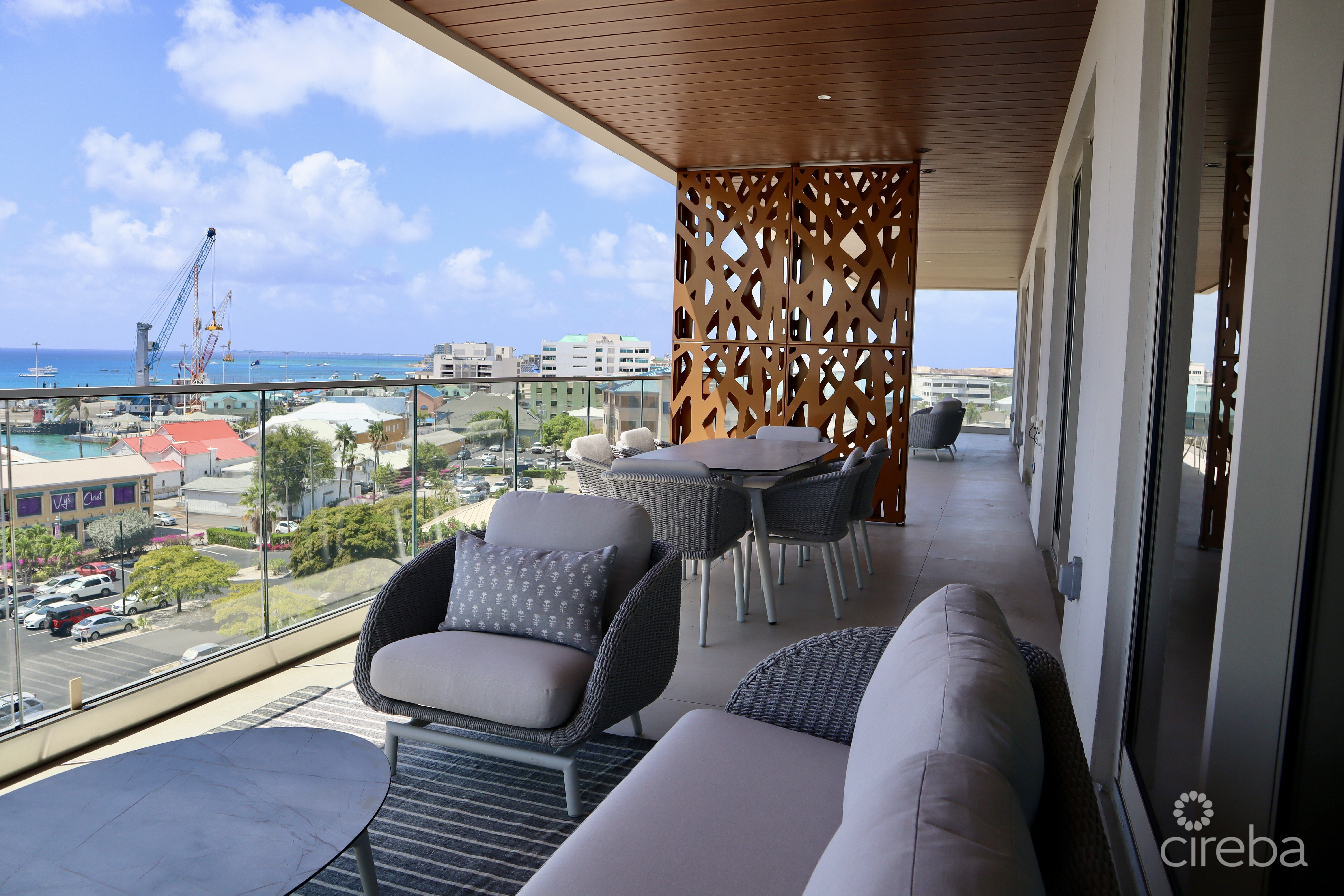 ONE|GT 601 – SIGNATURE GRAND RESIDENCE