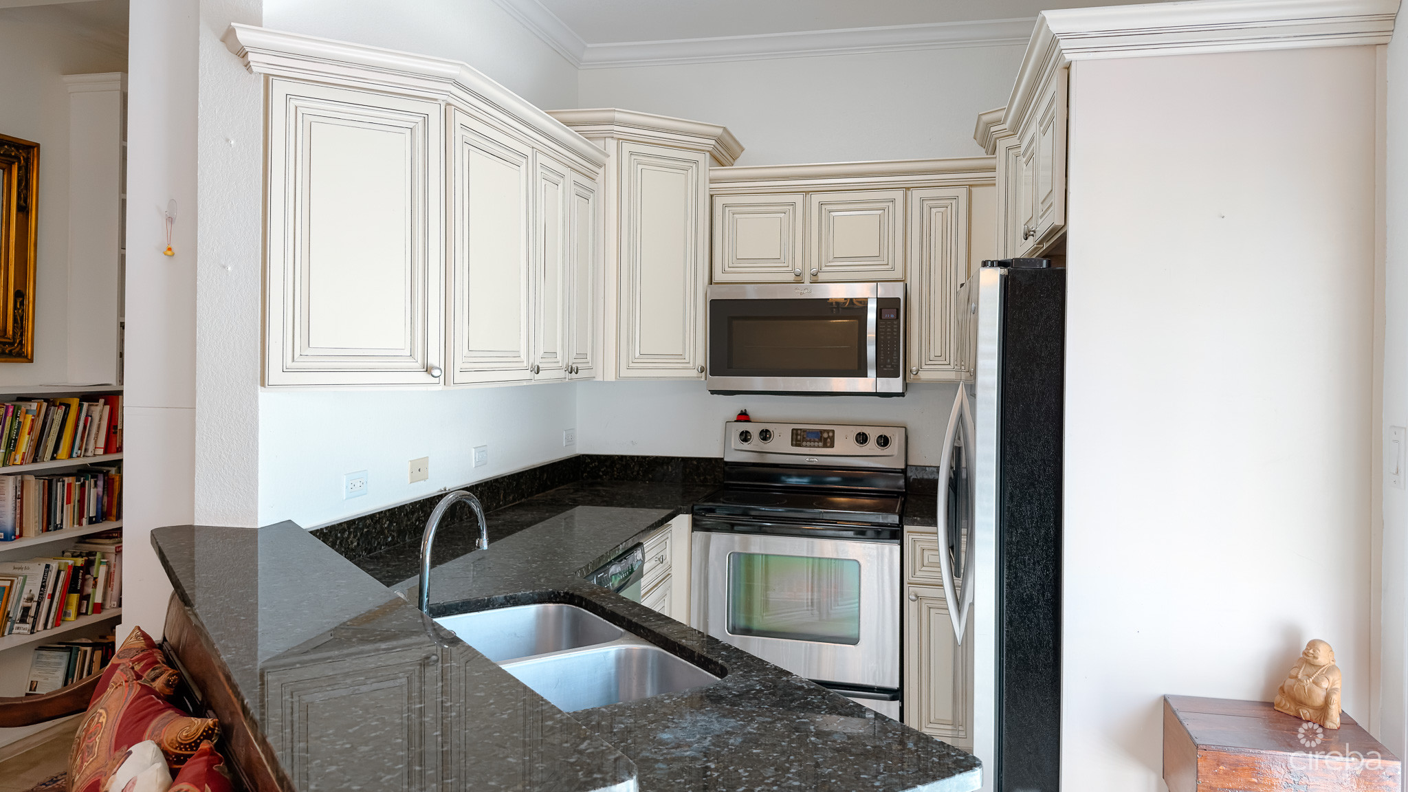 VILLA D’THERESA 2 BED TOWNHOUSE