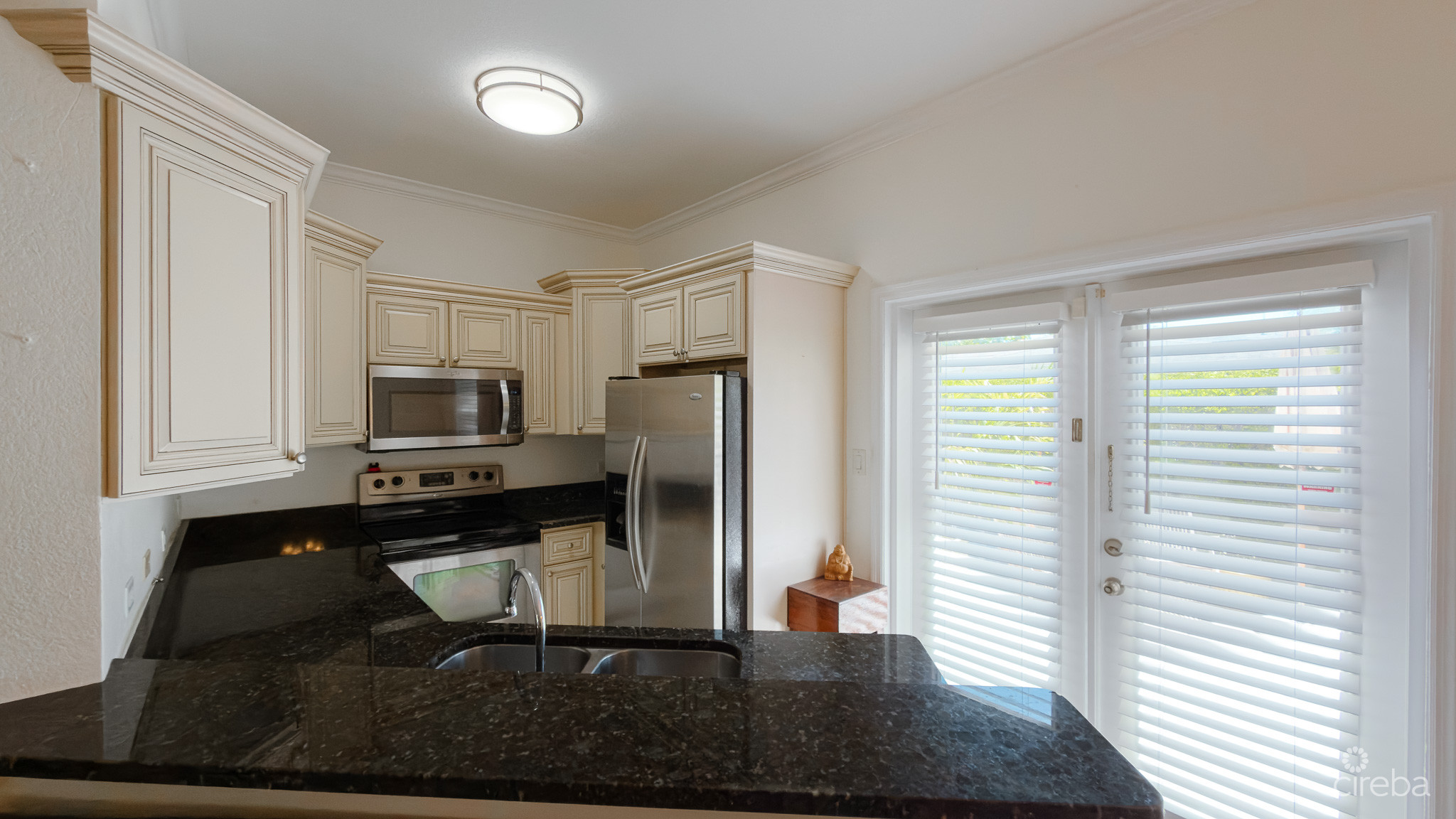 VILLA D’THERESA 2 BED TOWNHOUSE