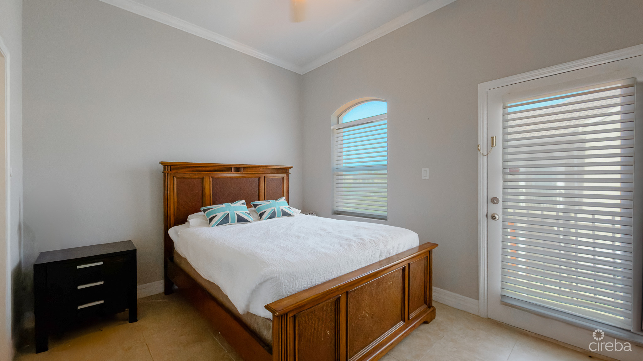 VILLA D’THERESA 2 BED TOWNHOUSE