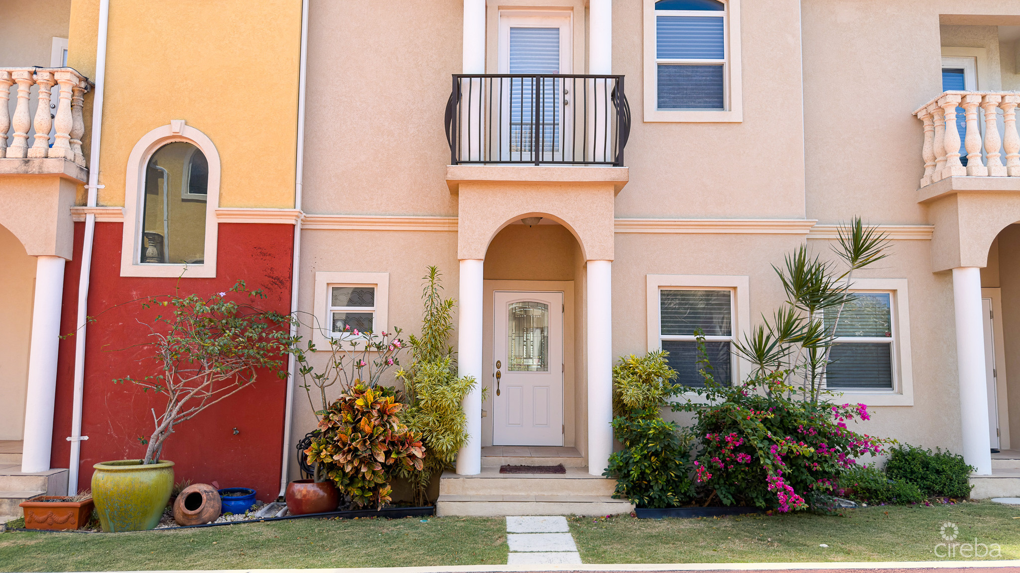 VILLA D’THERESA 2 BED TOWNHOUSE