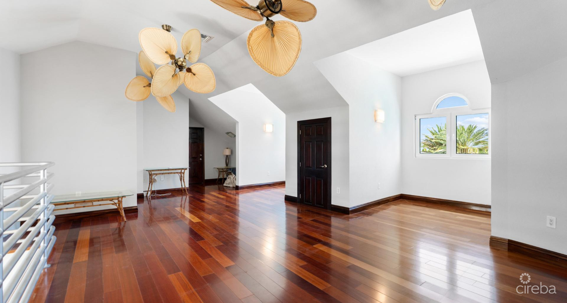 DIAMOND POINT | PATRICK’S ISLAND – EXCEPTIONAL PENINSULA ESTATE WITH EASY 2 BED EXPANSION