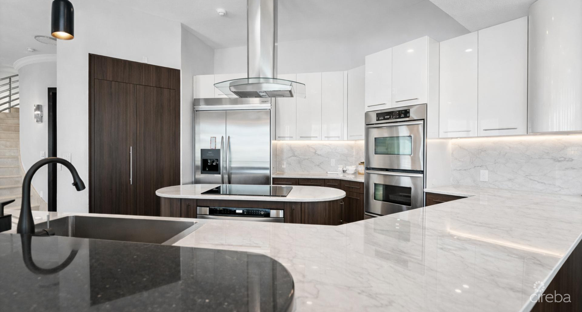 DIAMOND POINT | PATRICK’S ISLAND – EXCEPTIONAL PENINSULA ESTATE WITH EASY 2 BED EXPANSION