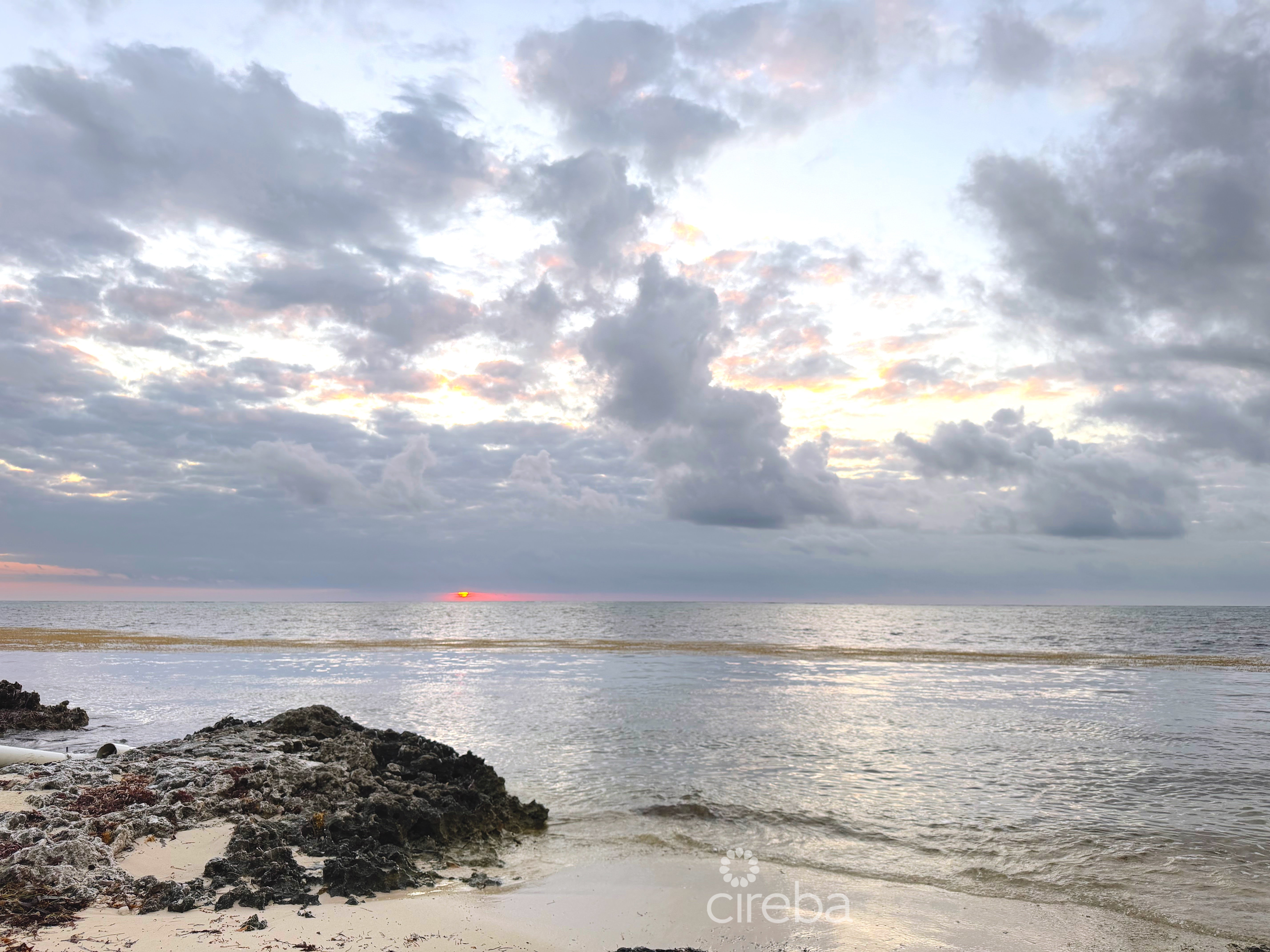 PRIME OCEANFRONT LAND – HOUSE LOT #5