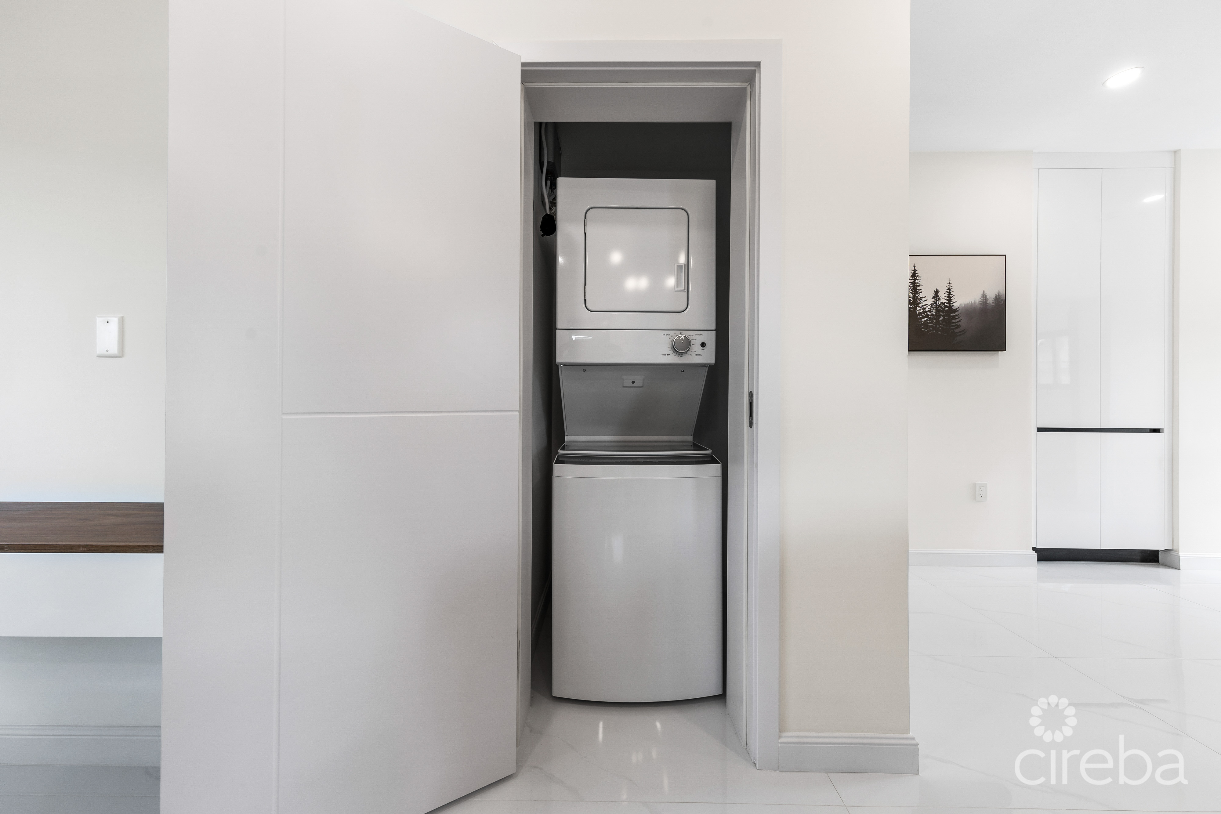 LOVELY 2 BED 2 BATH – ARZA WEST BAY