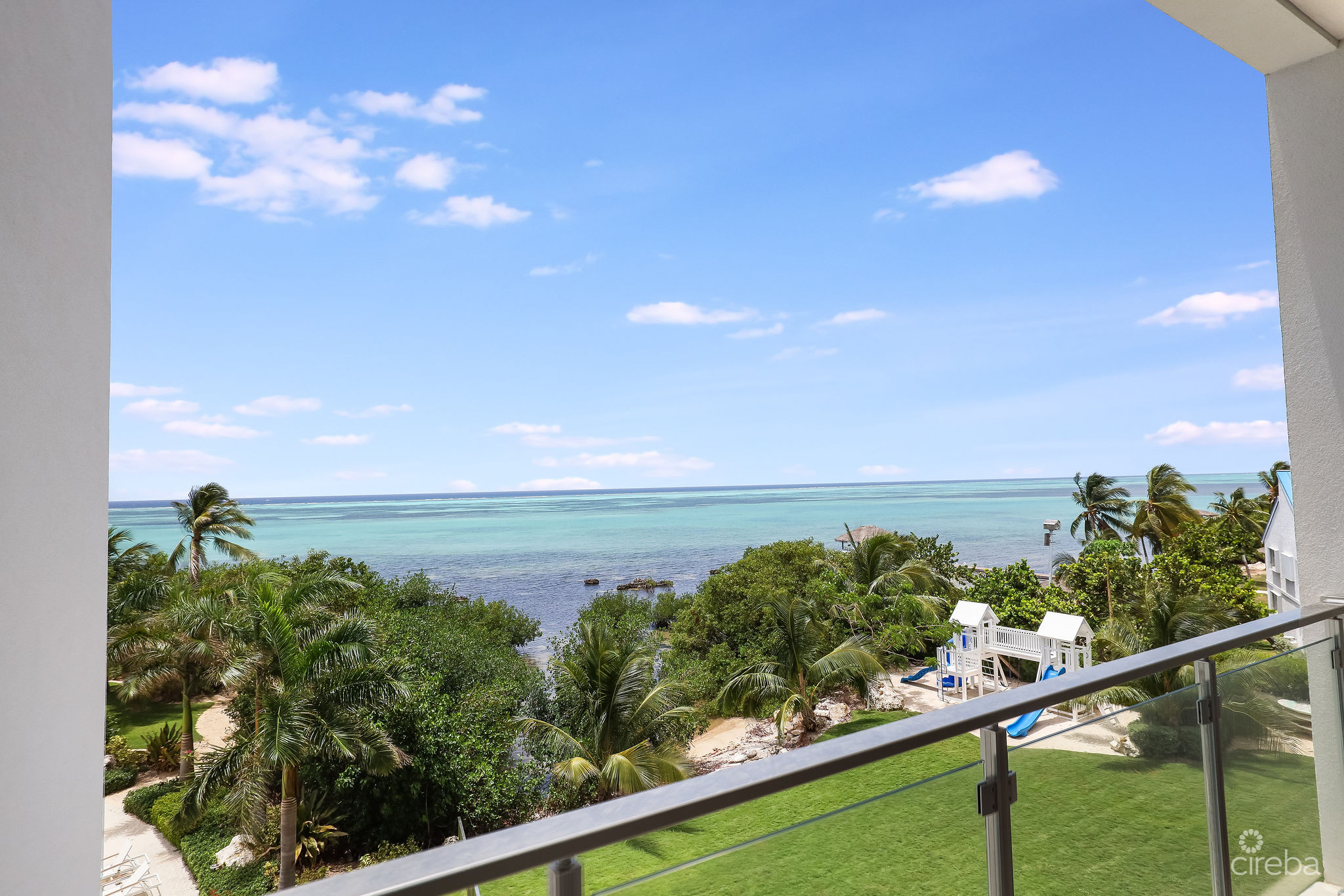 AURA #305 OCEANFRONT