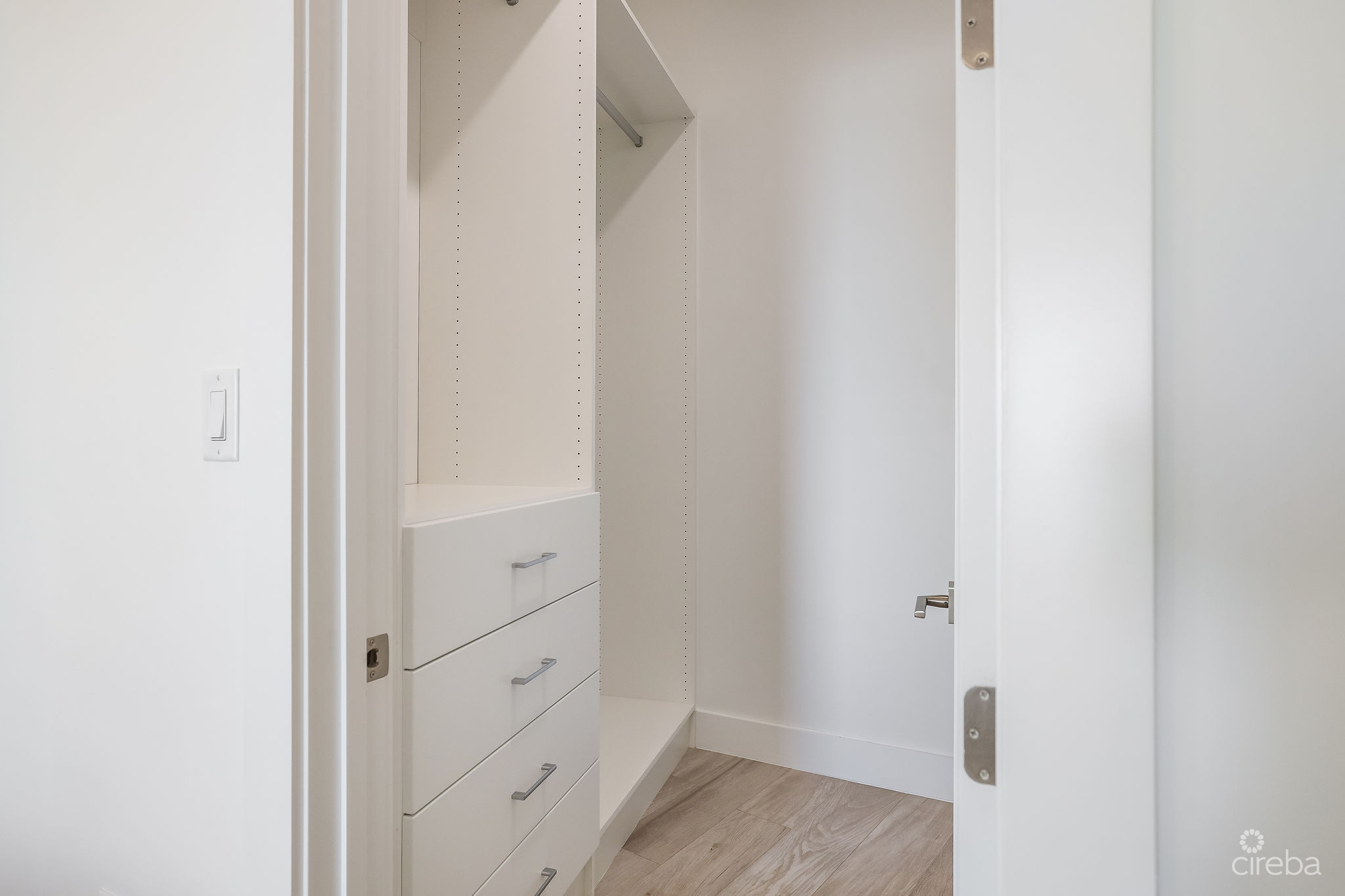 AURA #305 OCEANFRONT