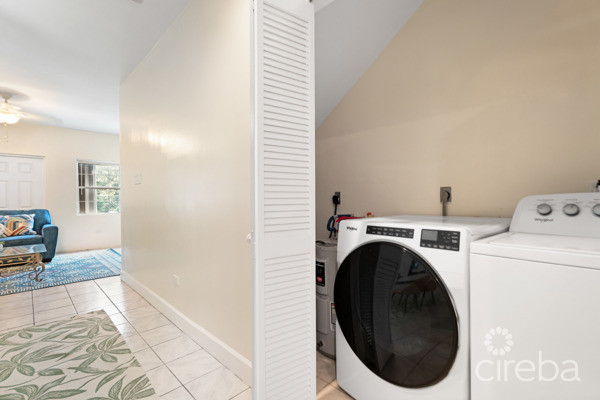 PARK VIEW COURT, PHASE ONE – LOCATION CLOSE TO SMB