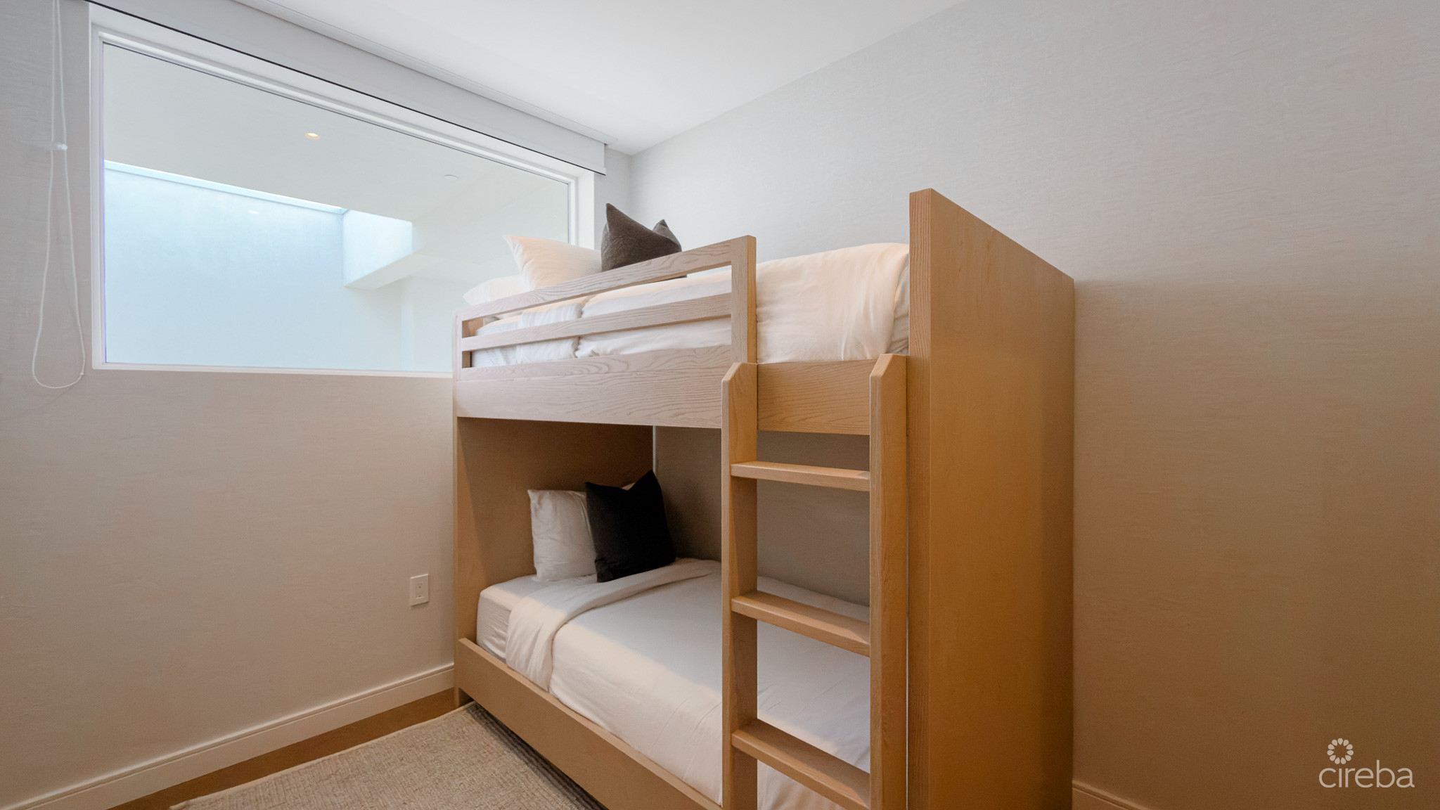THE GROVE TOO – 4 BED PENTHOUSE