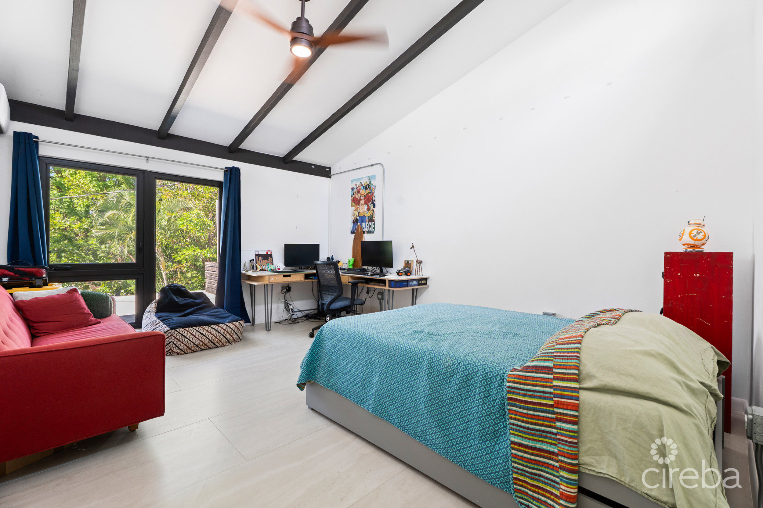 PURA VIDA, SOUTH SOUND HOME