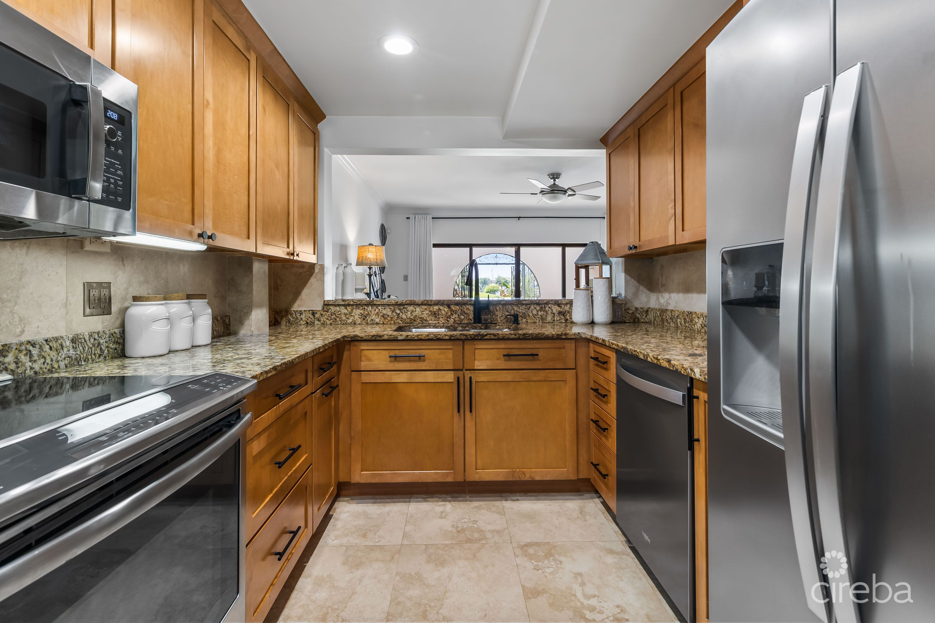 LIME TREE BAY UNIQUE 4 BED, 3.5 BATH WITH WATER VIEWS