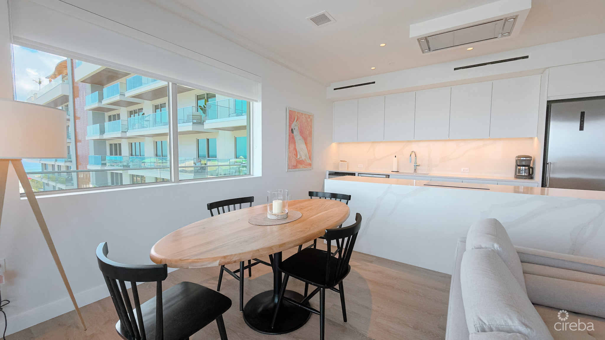 ONE GT – FURNISHED 2 BED WITH DEN