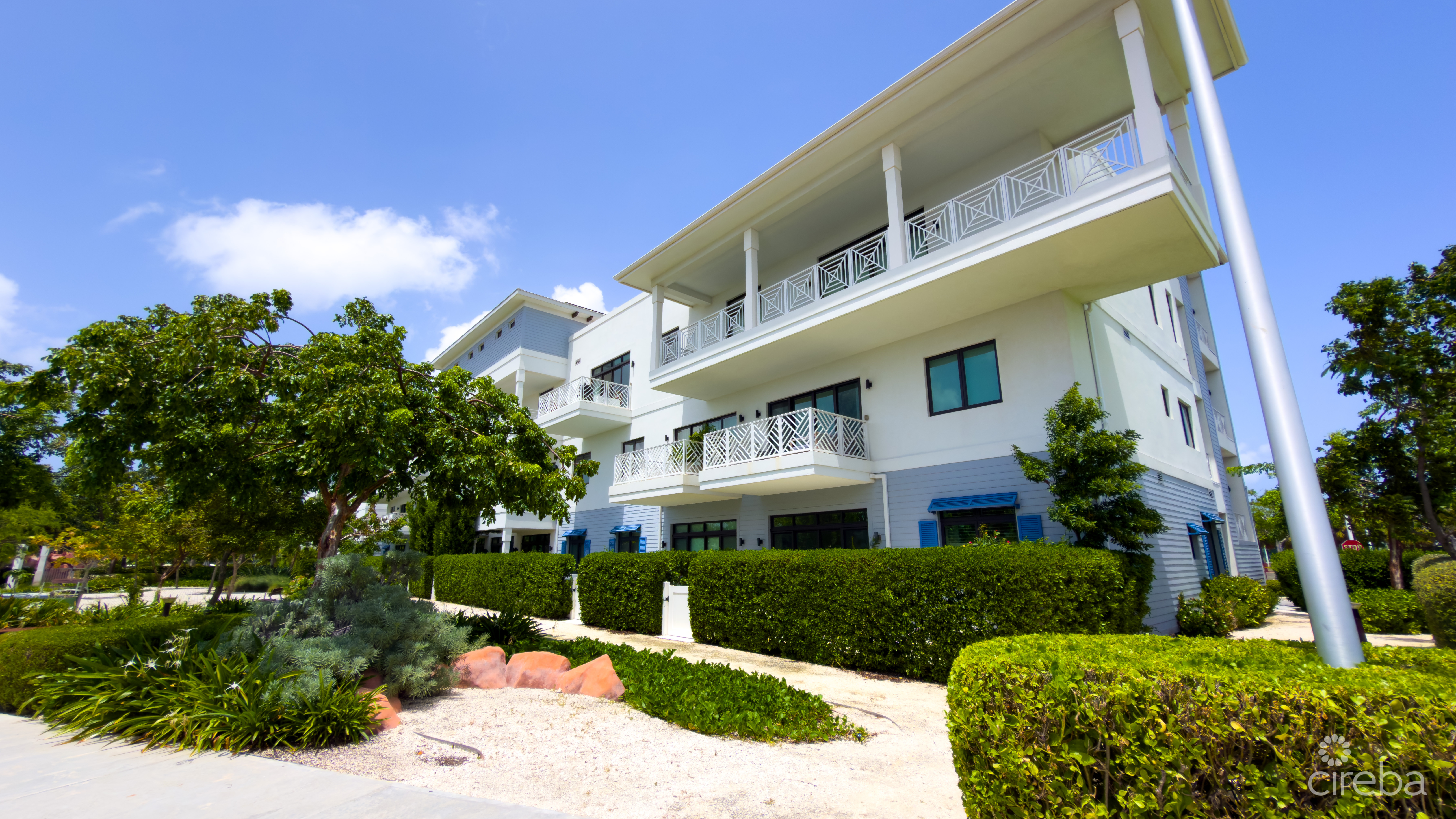 OLEA - 2 BED CORNER CONDO 5