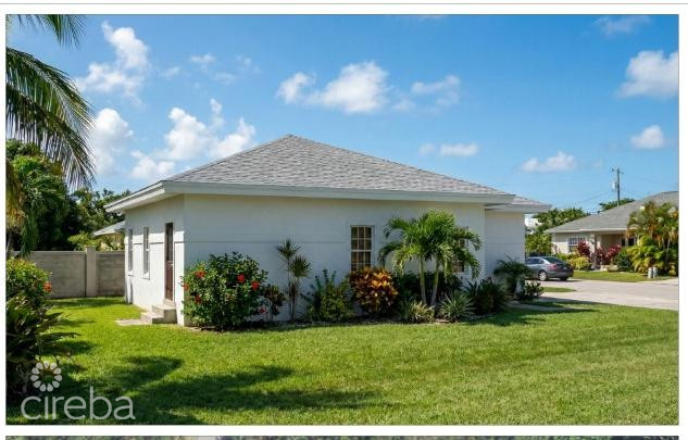 WEST BAY RESIDENTIAL LOT WITH APPROVED 3 BED/2 BATH PLANS AND BUILDING PERMIT. 3