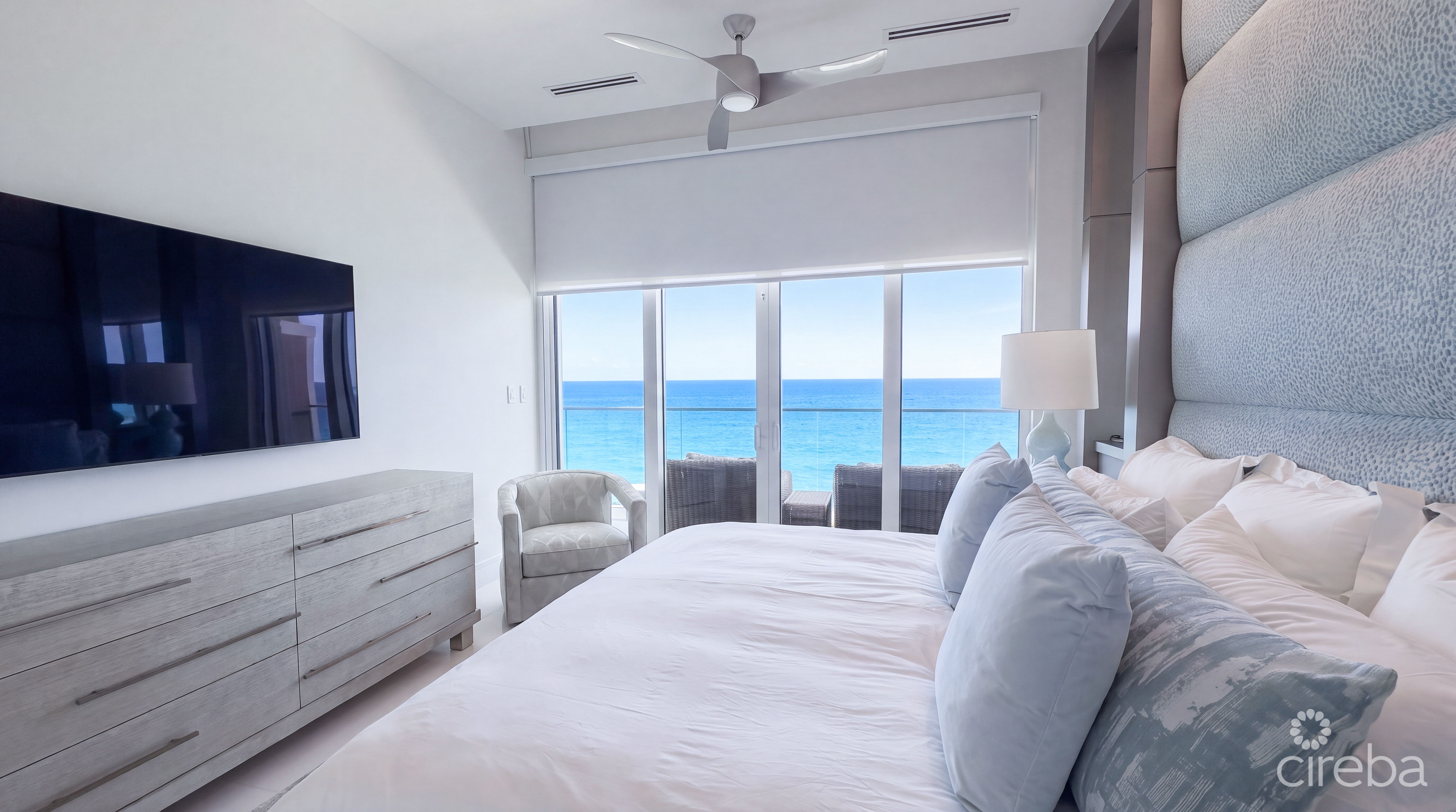 FIN 11 – OCEANFRONT CONDO
