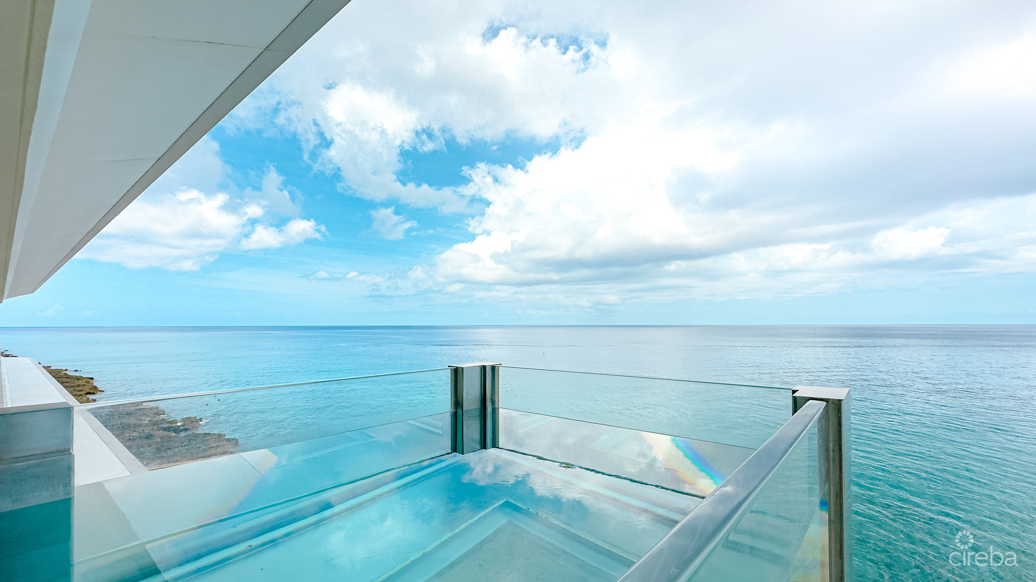 FIN 11 – OCEANFRONT CONDO