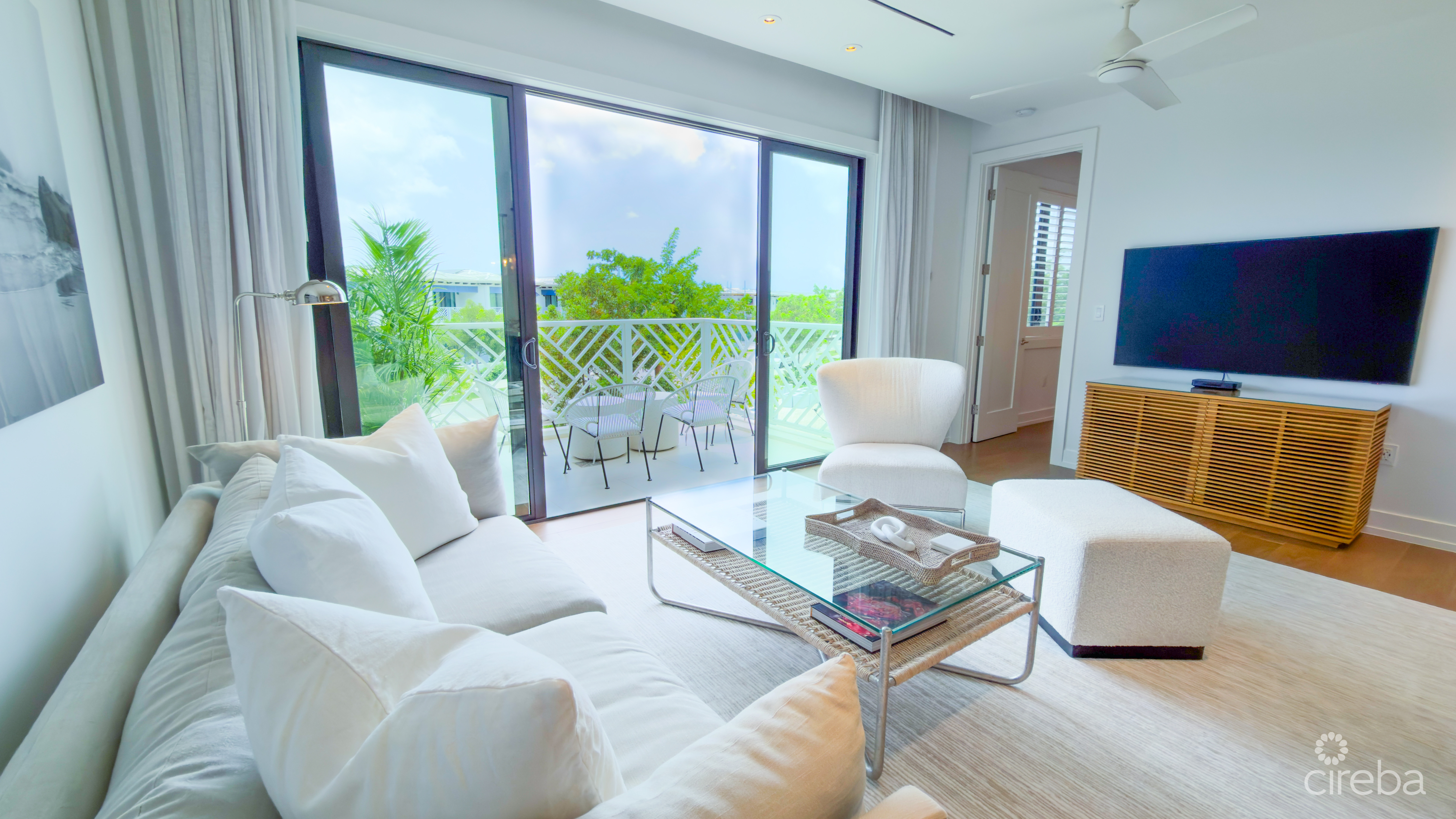 OLEA - 2 BED CONDO 6