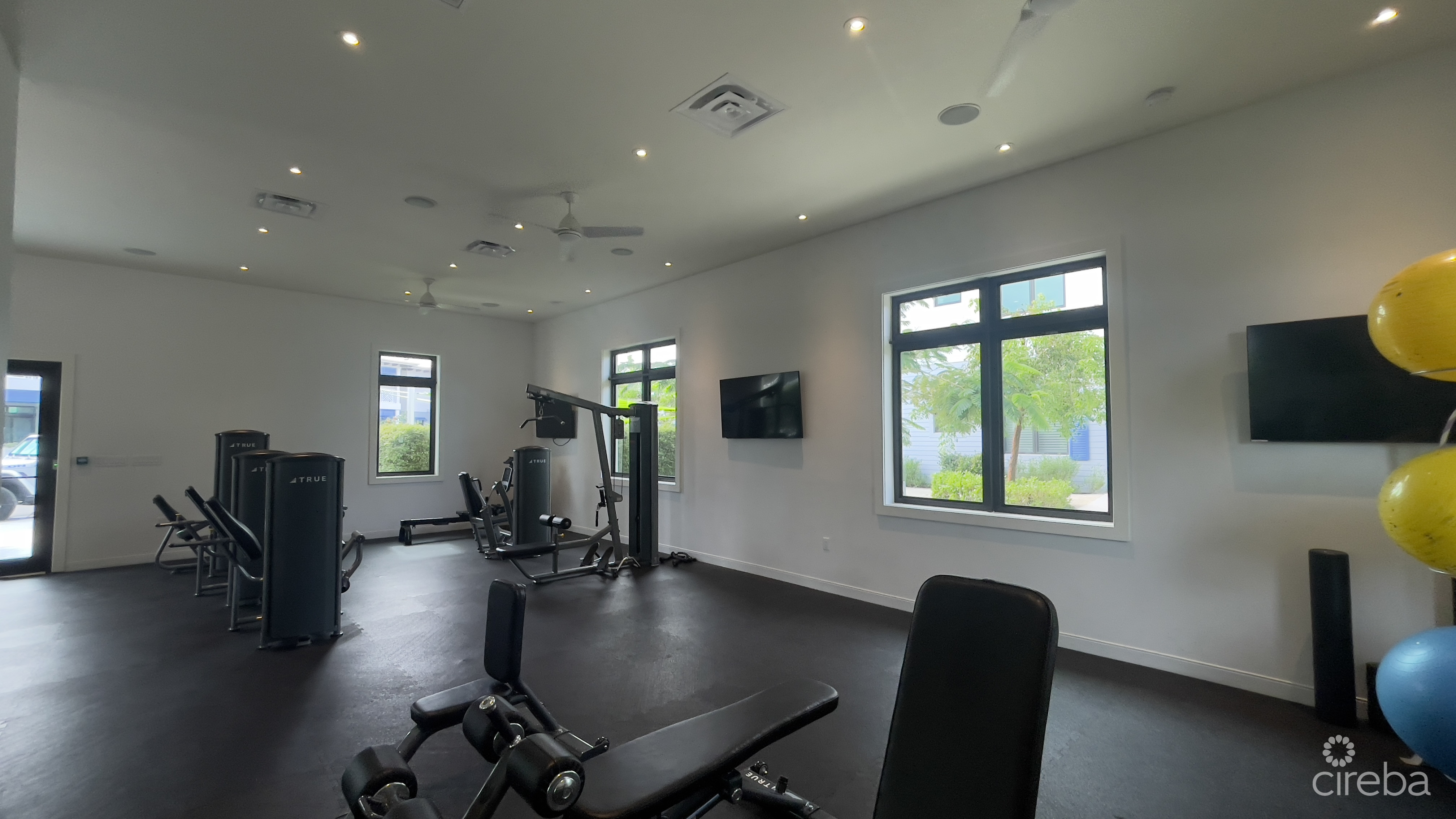 OLEA – 2 BED CONDO