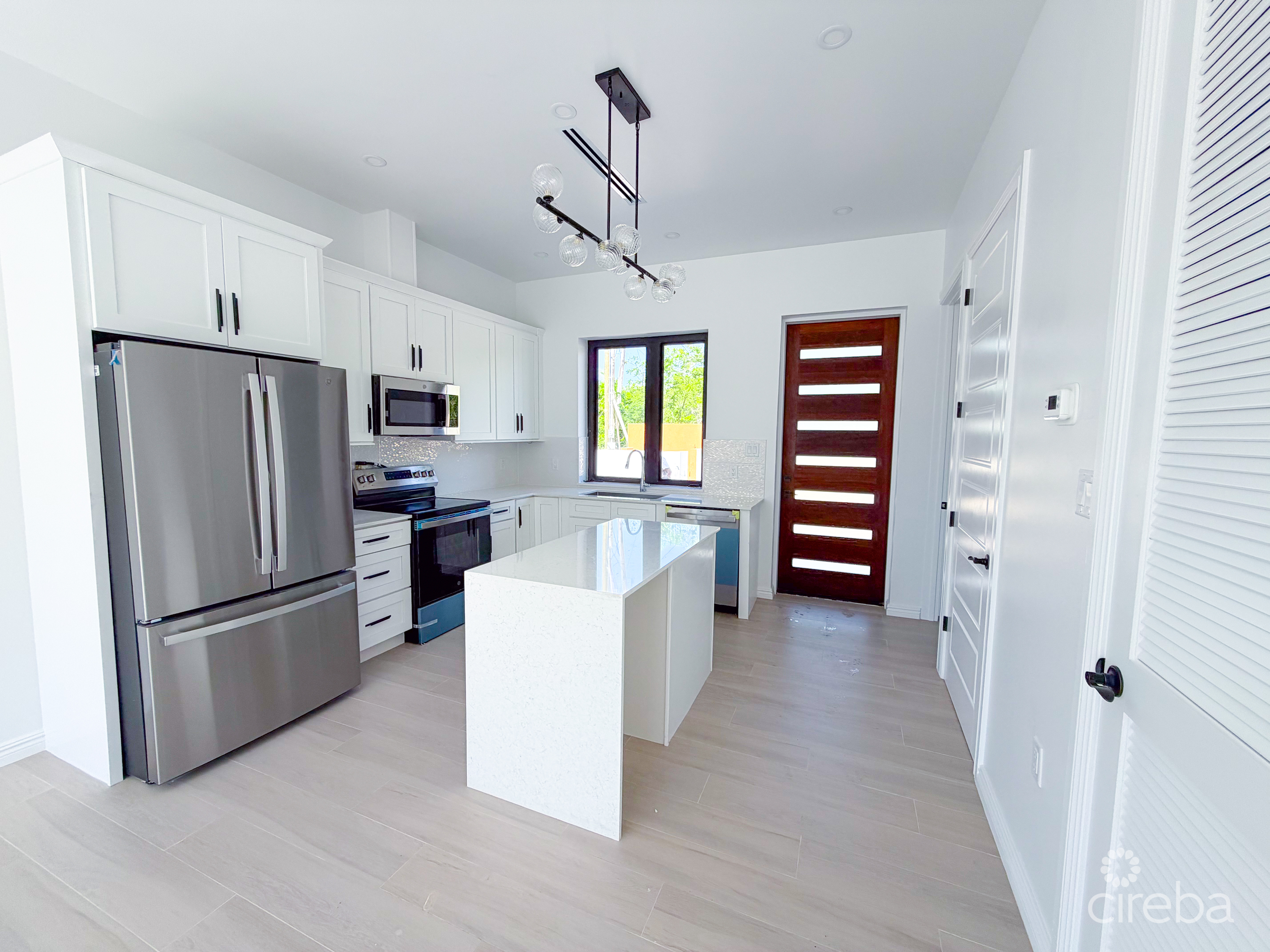 BODDEN TOWN 1 BED, 1.5 BATH – SORELLE RESIDENCES