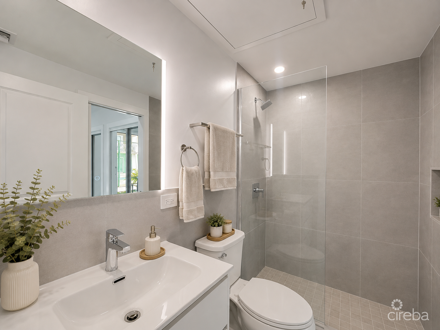 YARL 1BED/1BATH -- FURNISHED 7