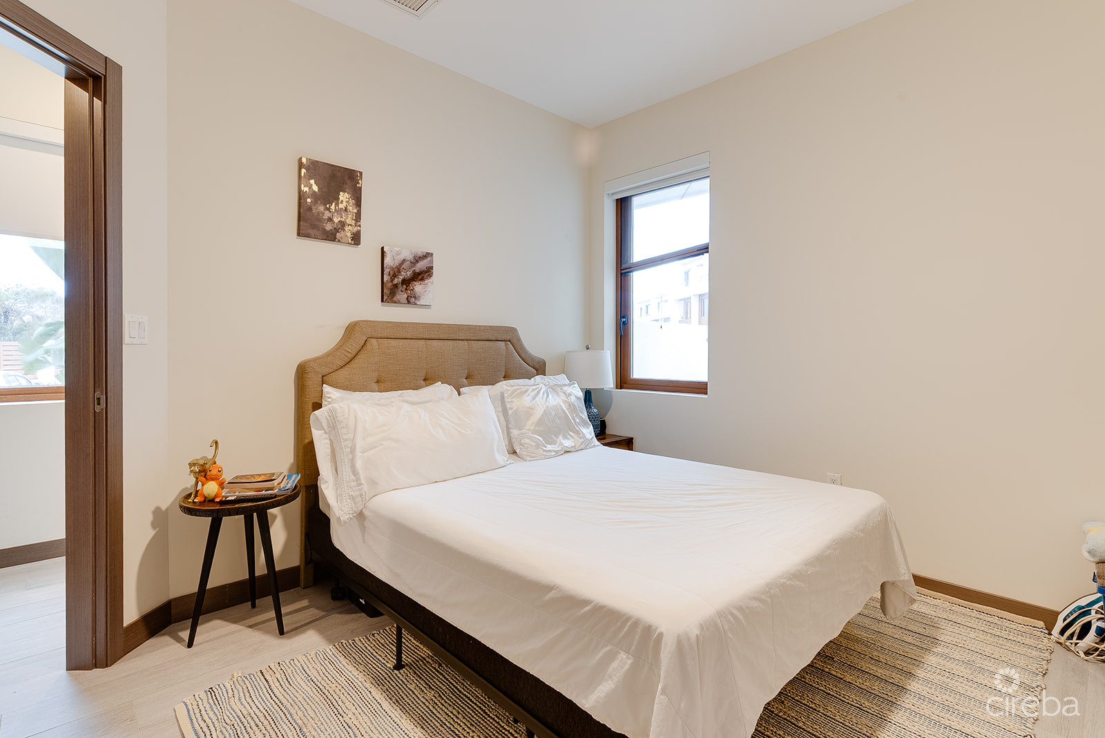ARVIA ONE BED PLUS DEN 6