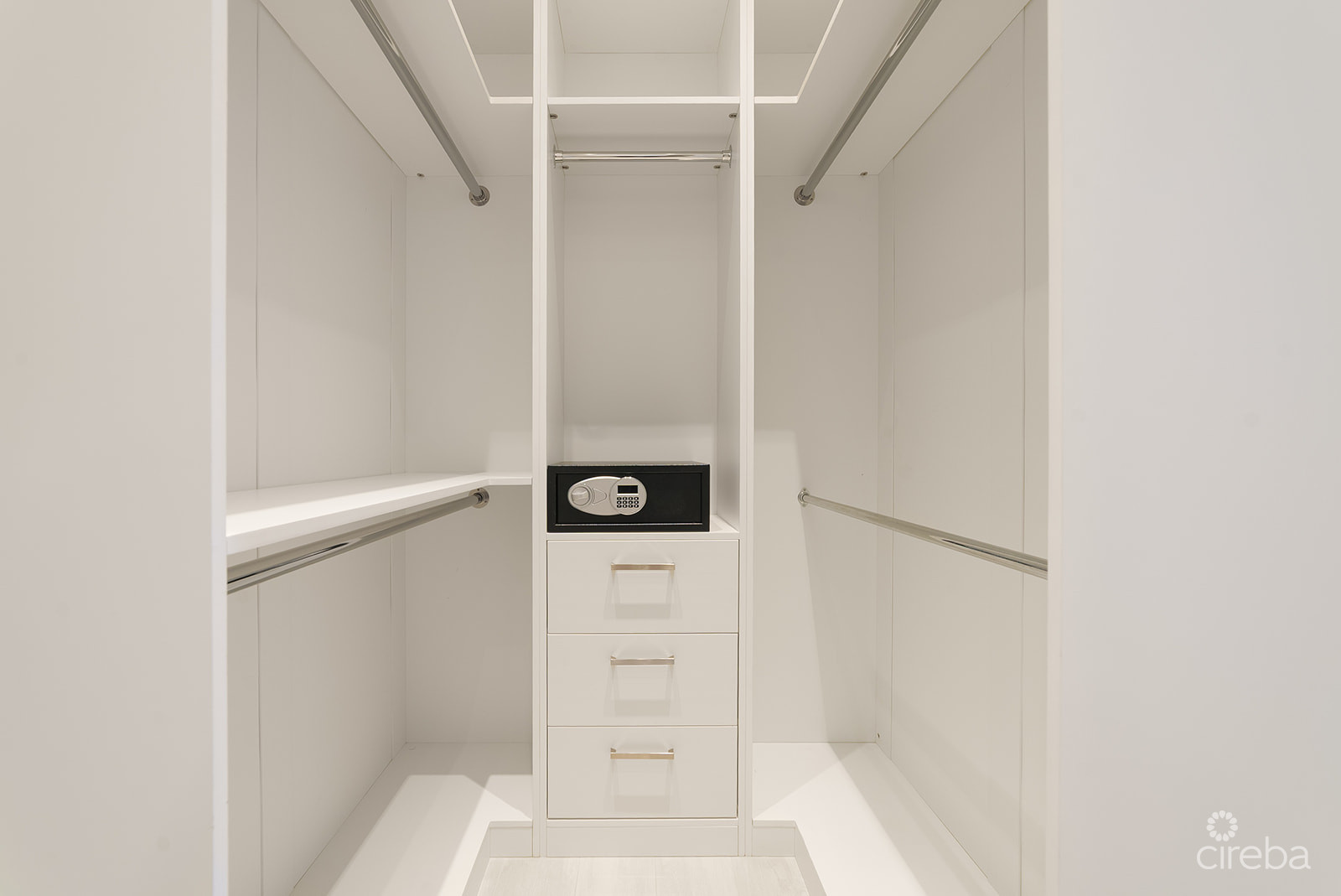 OLEA 3 BEDROOM PENTHOUSE